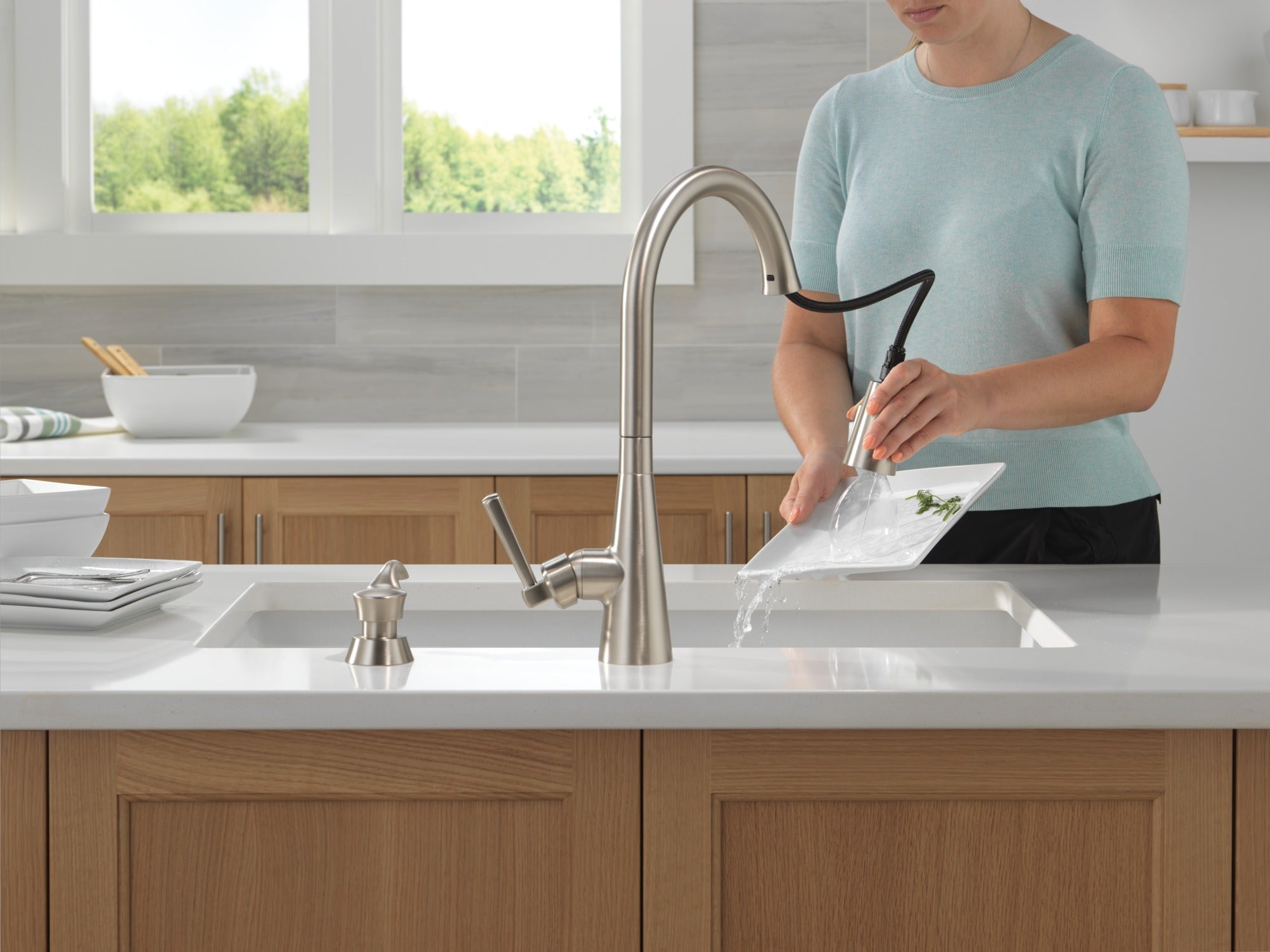 Delta Boyd™ Single Handle Pull-Down Kitchen Faucet with Soap Dispenser and ShieldSpray Technology