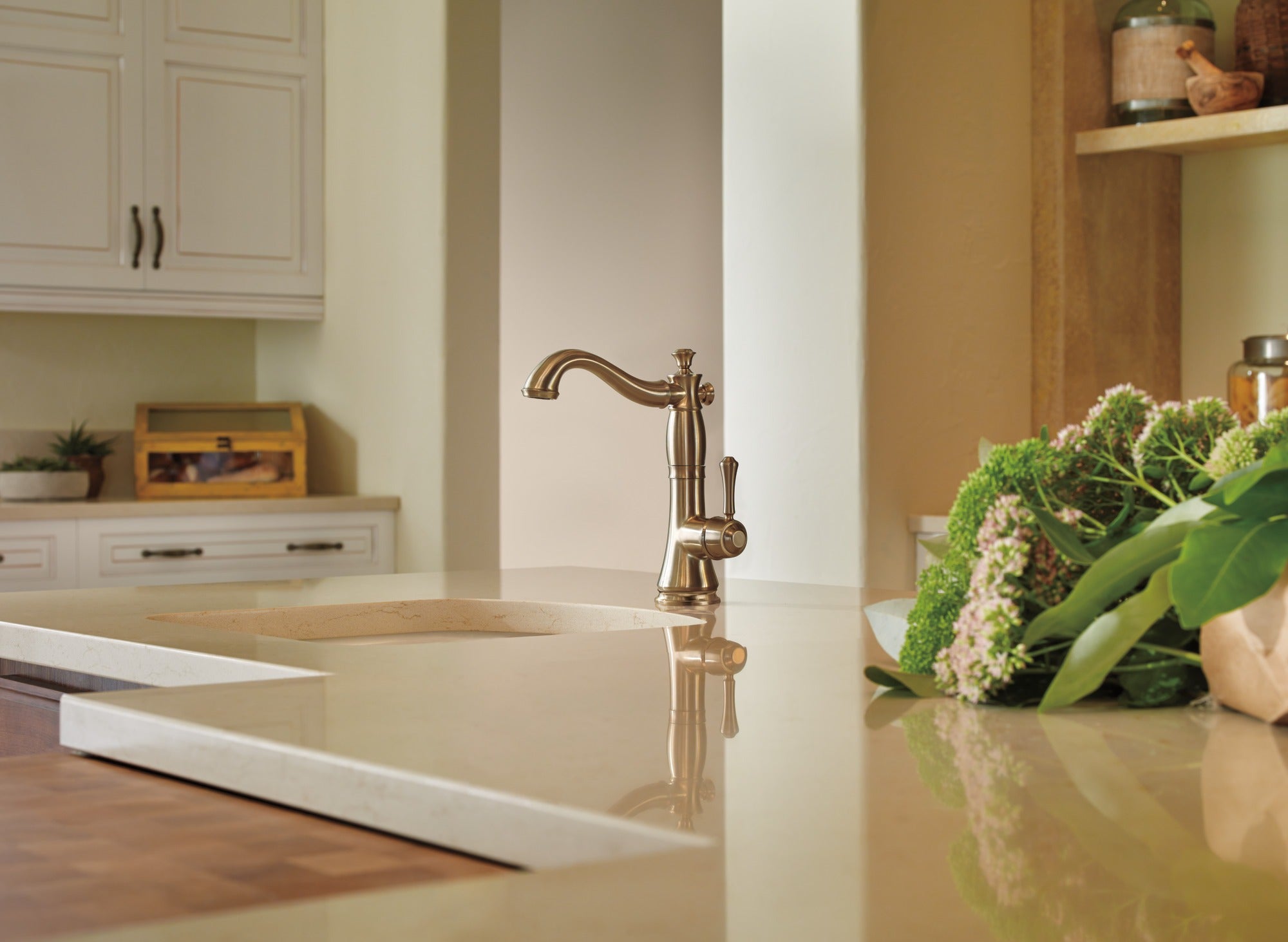 Delta Cassidy® Single Handle Bar / Prep Faucet