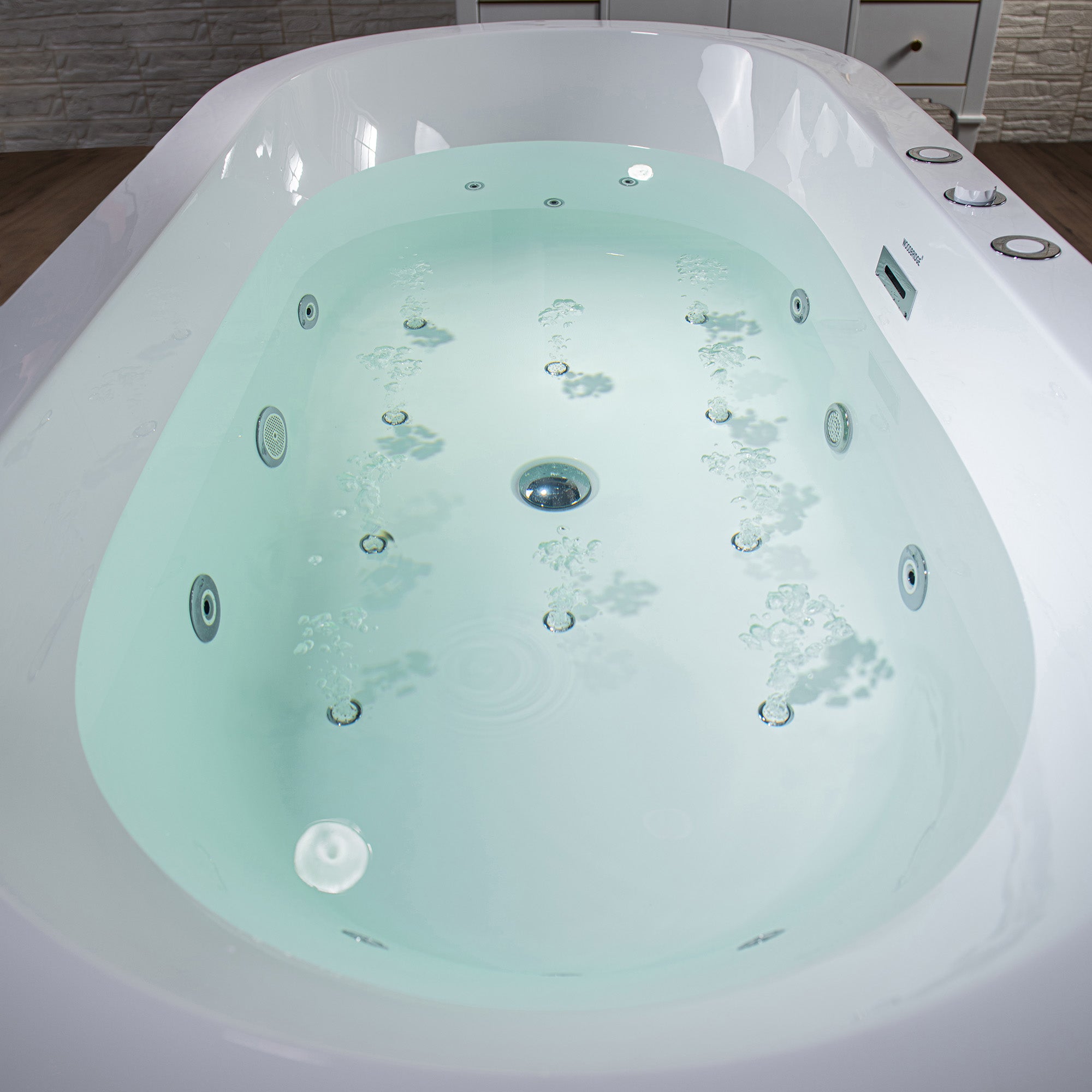 WOODBRIDGE 66-1/2" x 31-7/8" Whirlpool Water Jetted and Air Bubble Freestanding Heated Soaking Combination Bathtub, BJ200