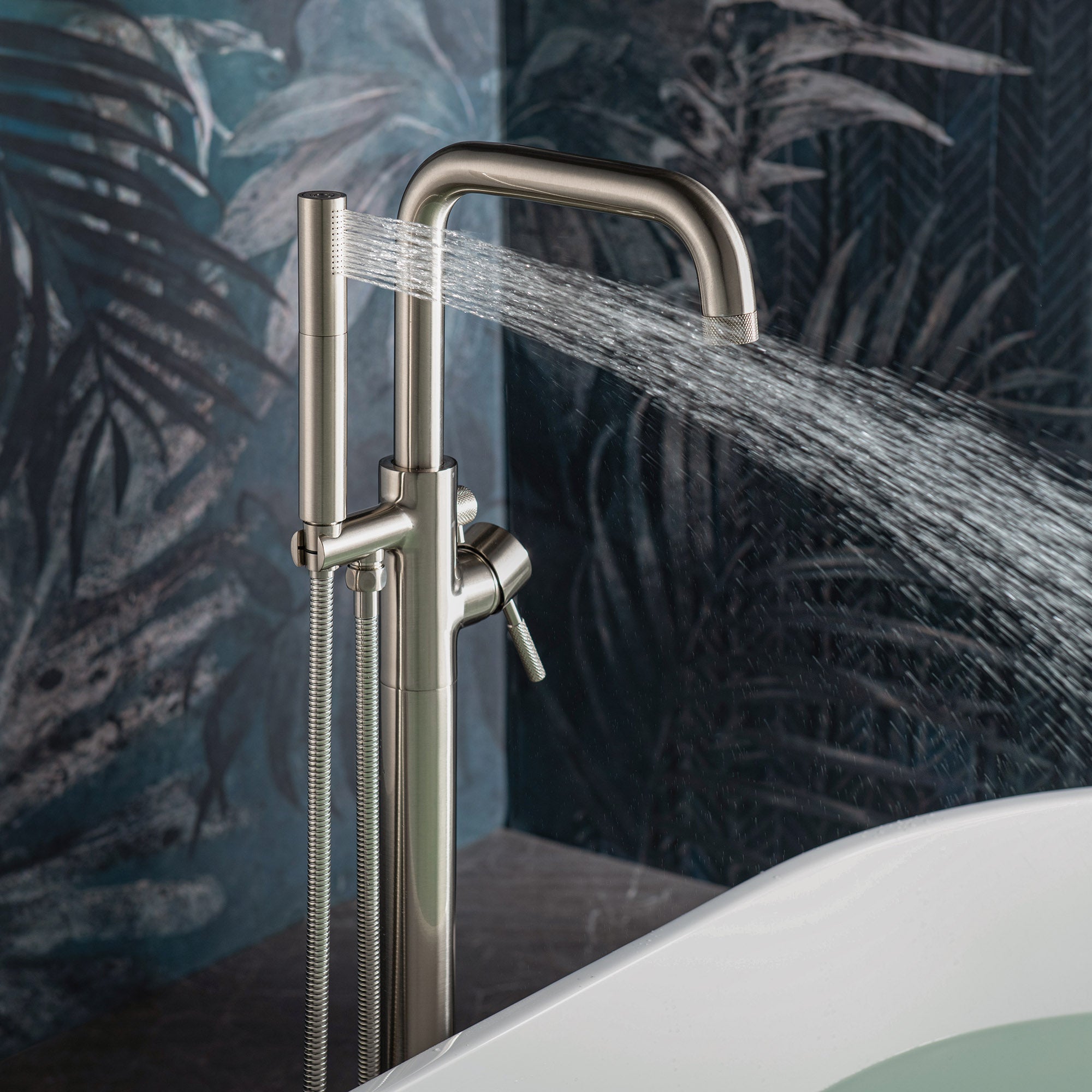 Woodbridge Bath – Modern Bathtubs, Vanities & Fixtures