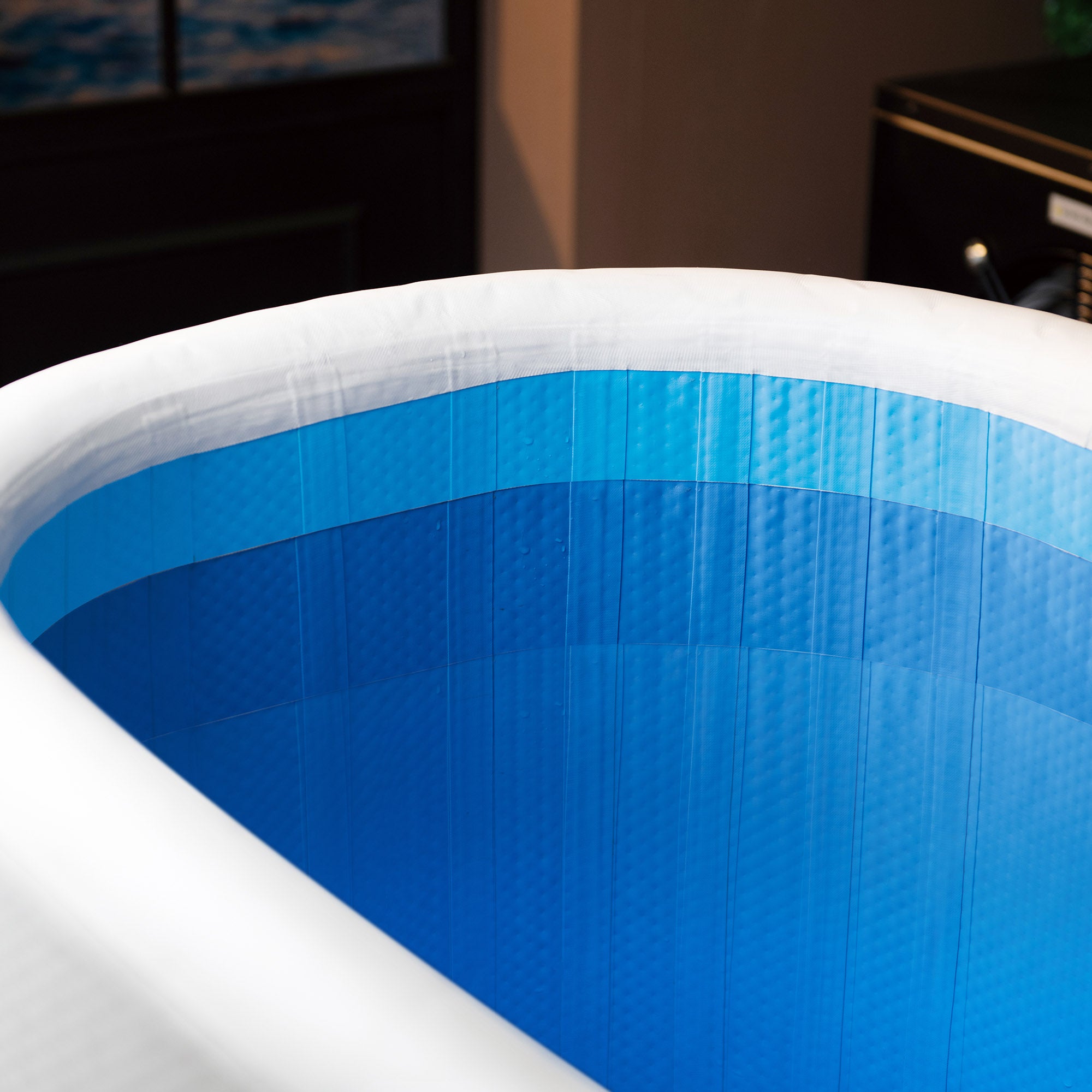WOODBRIDGE Inflatable Oval Ice Bath Cold Plunge Tub with PVC Insulated Lid, Hand Pump and Repair Kit Included, Anti-Slid Bottom