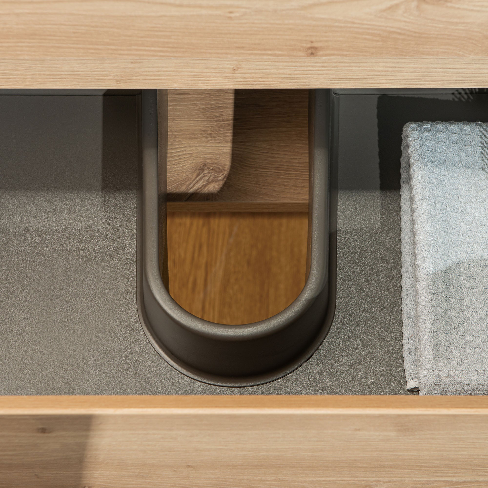 WOODBRIDGE 23-5/8 in. W x 19-5/8 in. D Wall Mounted Floating Vanity in Natural Oak with Resin Composite Vanity Top in Glossy White