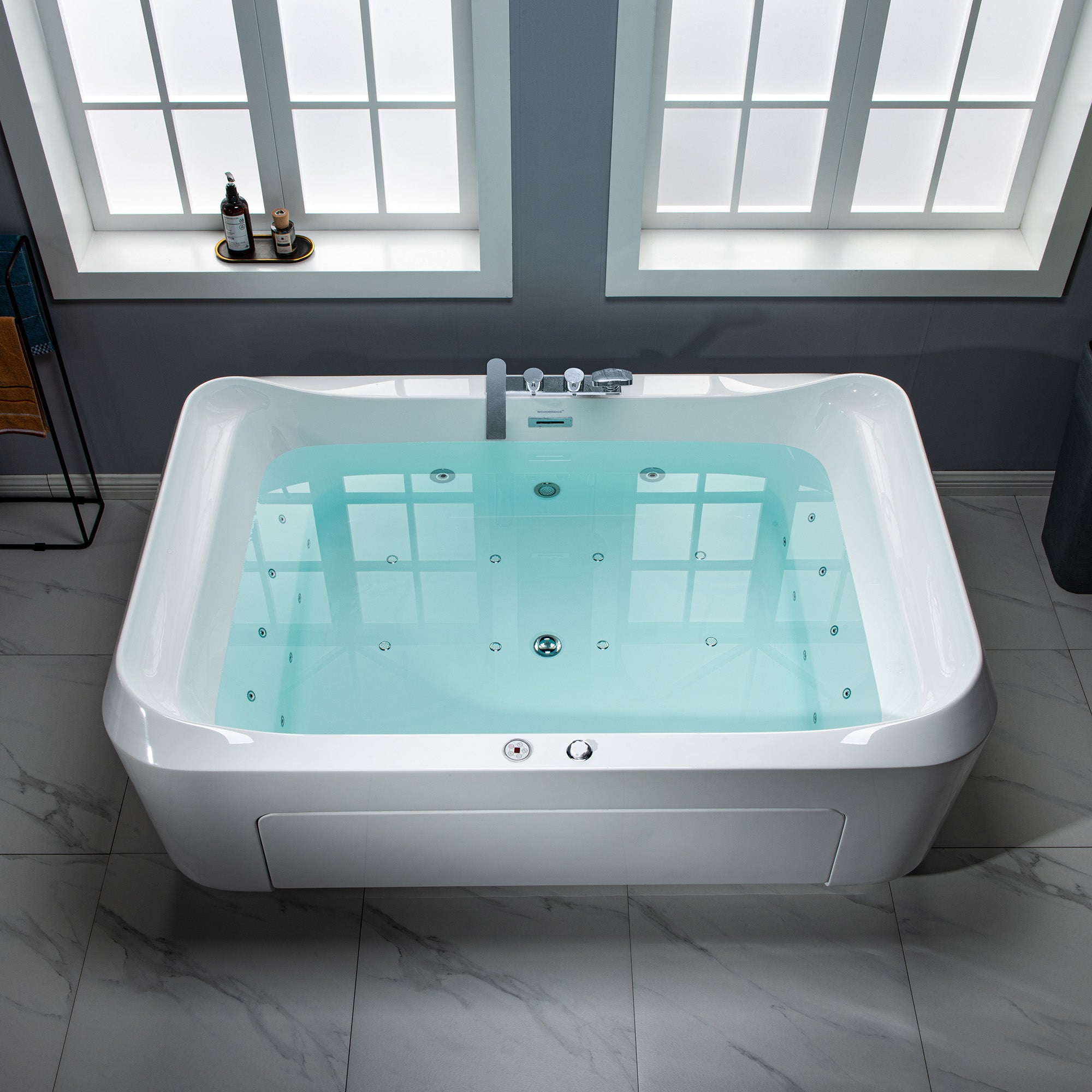 WOODBRIDGE 2-Person Freestanding Whirlpool & Air Bath Tub with Heated Blower – BTS0091