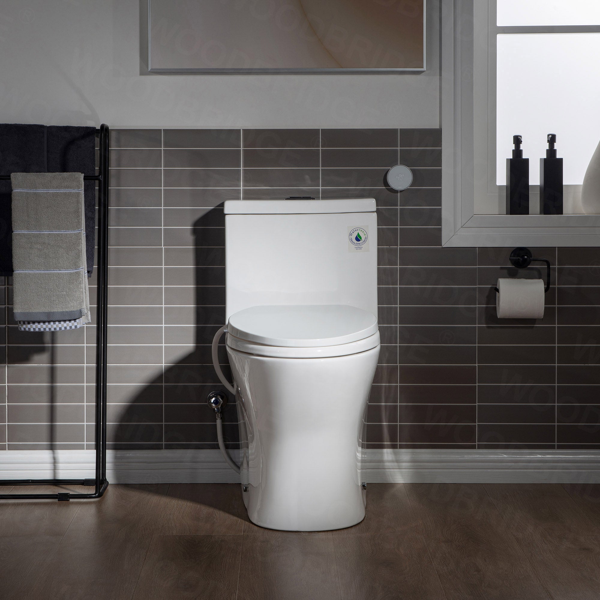 WOODBRIDGE T-0045 Modern One Piece Elongated High Effiency Toilet with Manual Operated Soft-Closed Toilet Seat, White