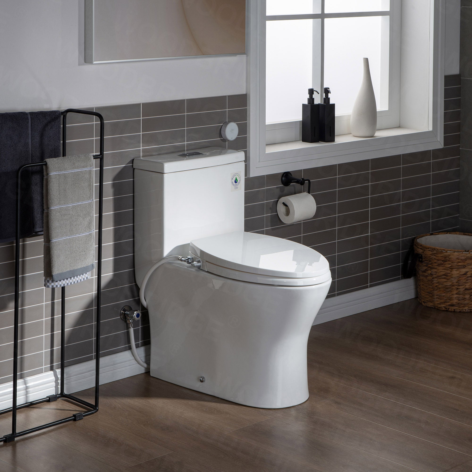 WOODBRIDGE T-0045 Modern One Piece Elongated High Effiency Toilet with Manual Operated Soft-Closed Toilet Seat, White