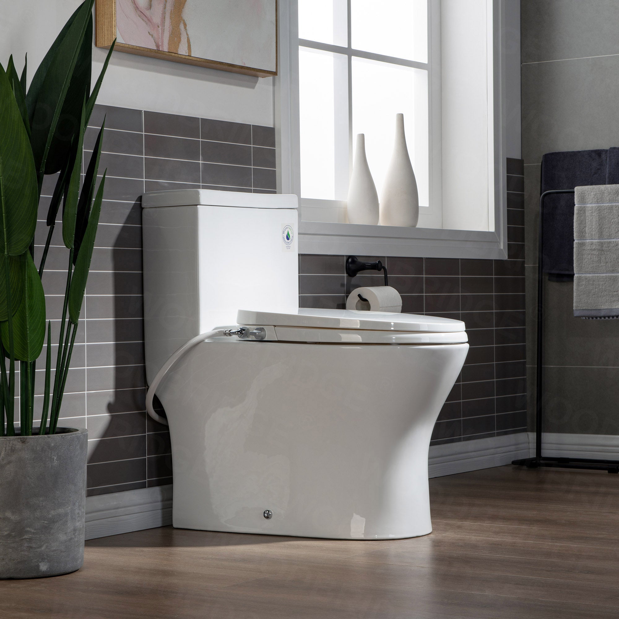WOODBRIDGE T-0045 Modern One Piece Elongated High Effiency Toilet with Manual Operated Soft-Closed Toilet Seat, White