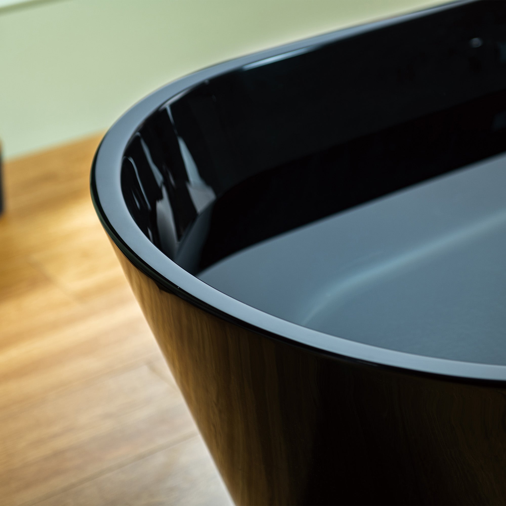 WOODBRIDGE 59" L x 29-1/2" W Freestanding Contemporary Acrylic Soaking Bathtub
