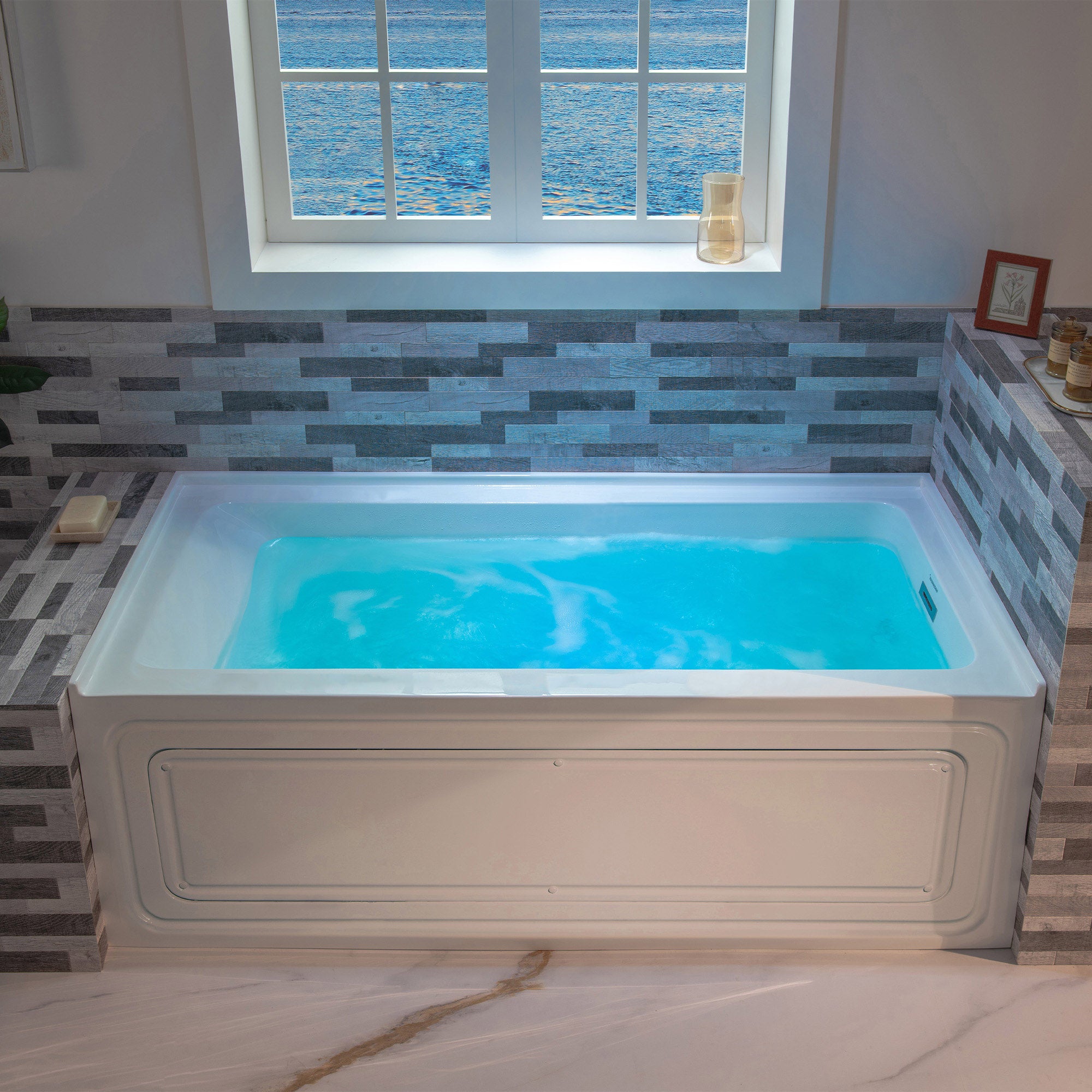 WOODBRIDGE 60" x 30" Alcove Acrylic Rectangular Whirlpool Heated Jetted Tub – Right Drain, White, BS666 Series