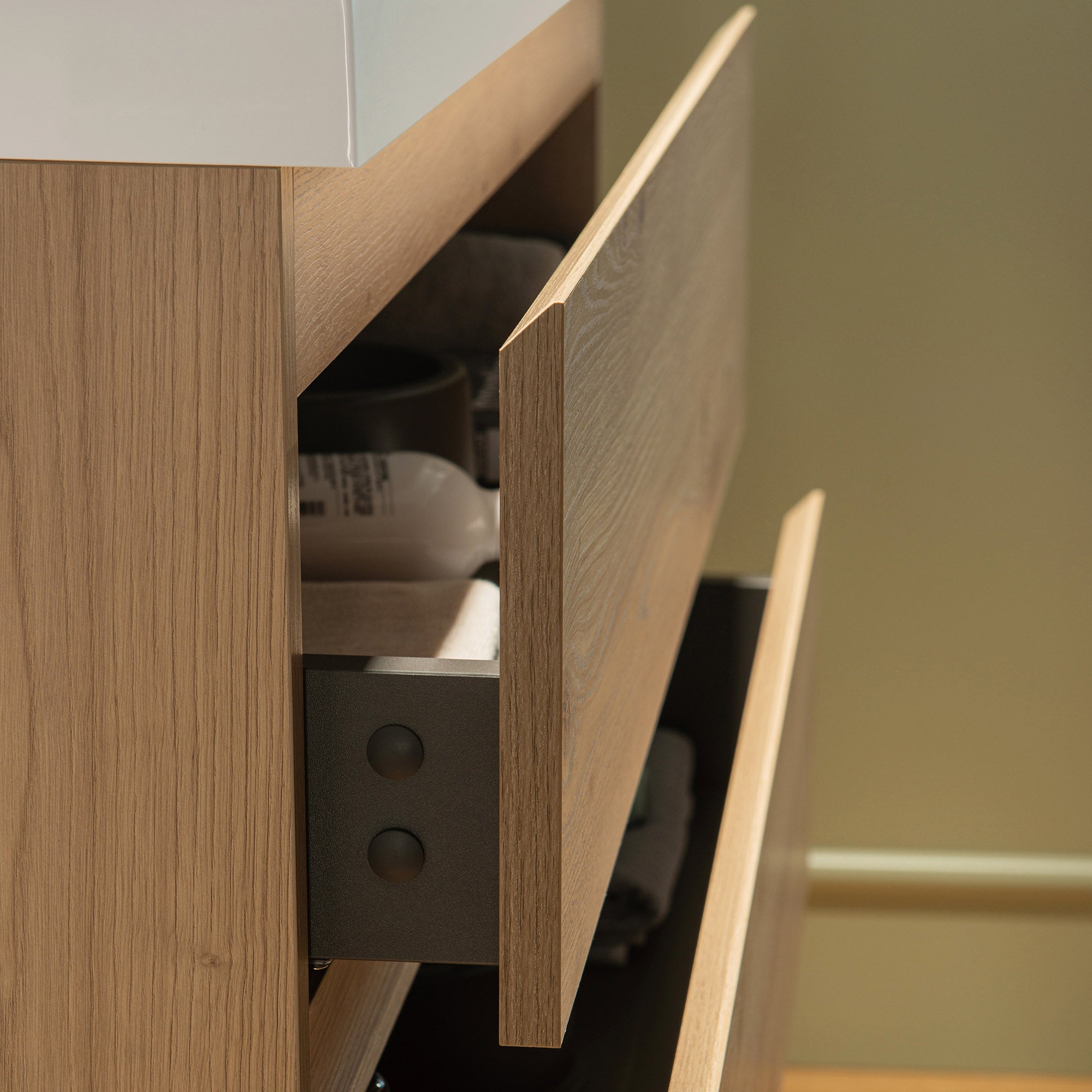 WOODBRIDGE 23-5/8 in. W x 19-5/8 in. D Wall Mounted Floating Vanity in Natural Oak with Resin Composite Vanity Top in Glossy White