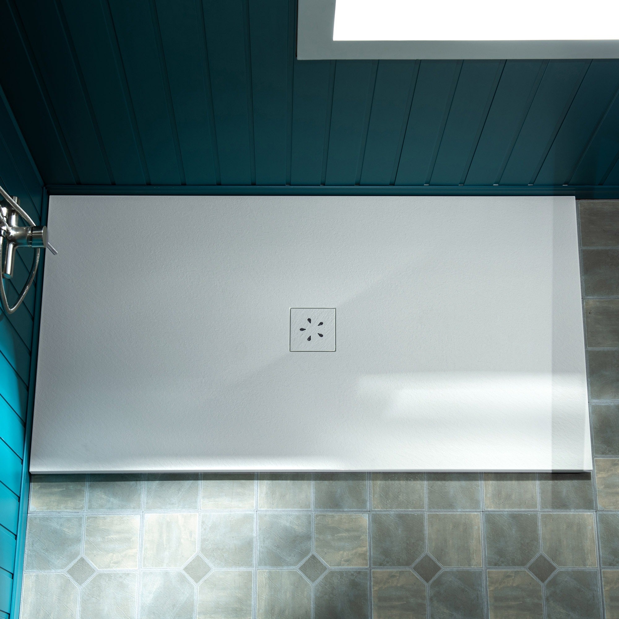 WOODBRIDGE 60-in L x 32-in W Zero-Threshold End-Drain Shower Base with Center Drain Placement, Matching Decorative Drain Plate and Tile Flange