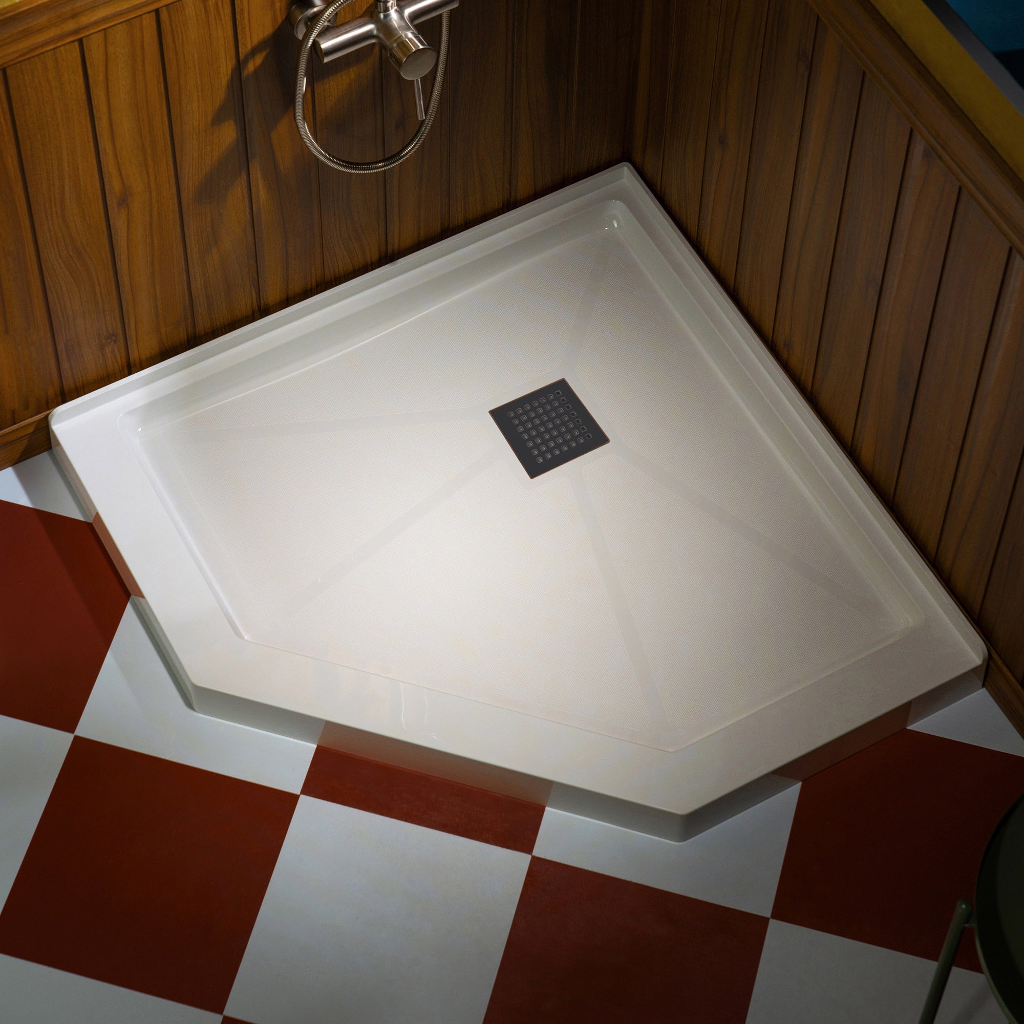 WOODBRIDGE 34 in. x 34 in. Solid Surface Neo-Angle Shower Base Pan in White with Drain Cover