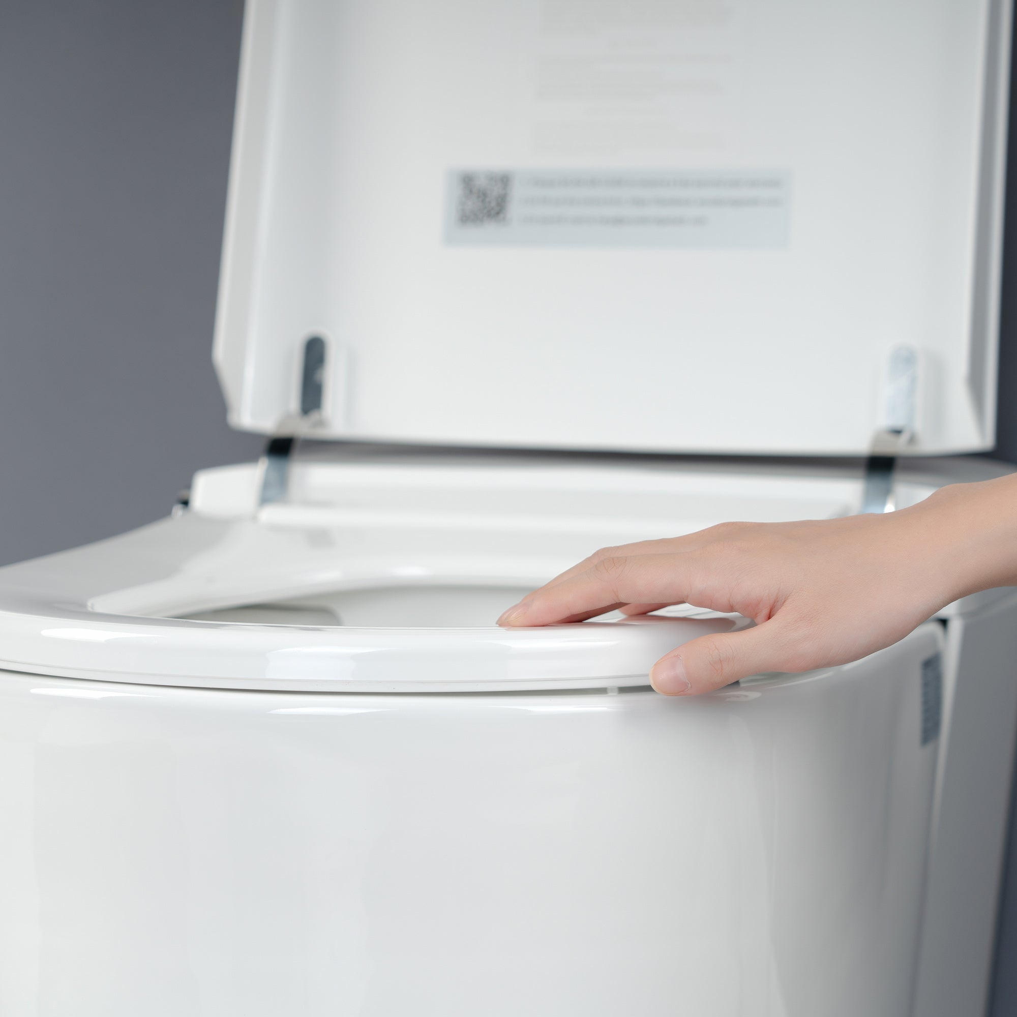 WOODBRIDGE CHT002 Smart Toilet with Auto Open/Close, Foot Sensor & Heated Seat