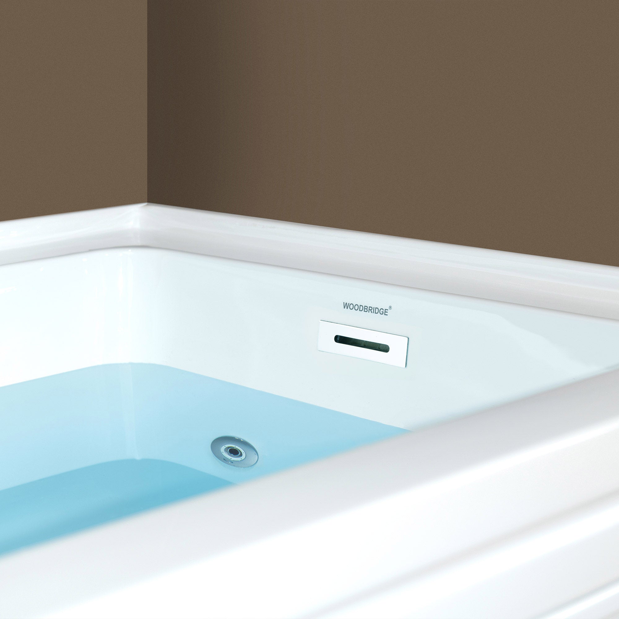 WOODBRIDGE 60" x 32" Alcove Acrylic Rectangular Whirlpool and Air Heated Tub in White with right Drain, Polished Chrome Finish Trim and Drain Kit Included, DF631-R-CH01