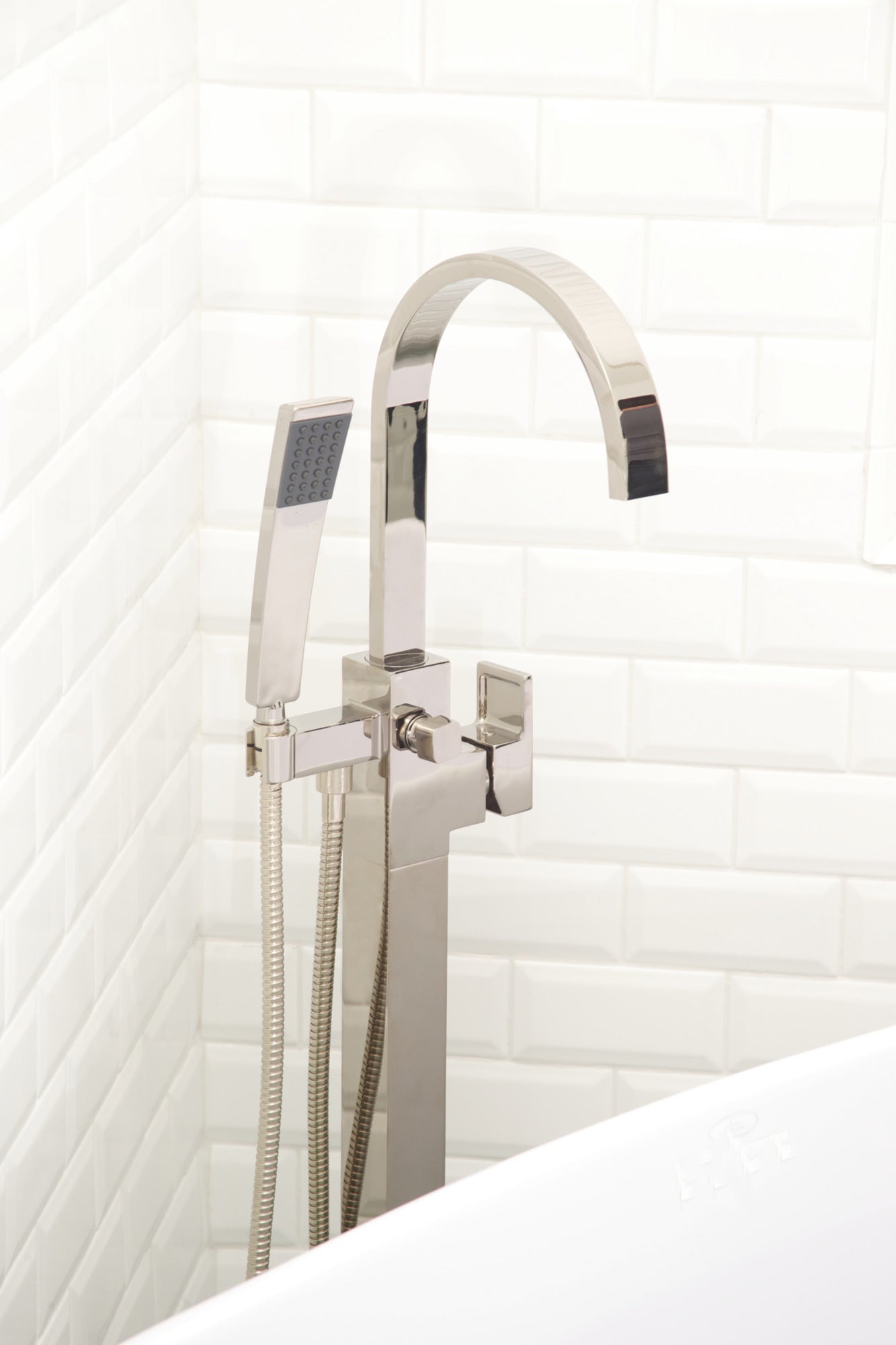 Newport Brass Secant® Exposed Tub and Hand Shower Set - Free Standing