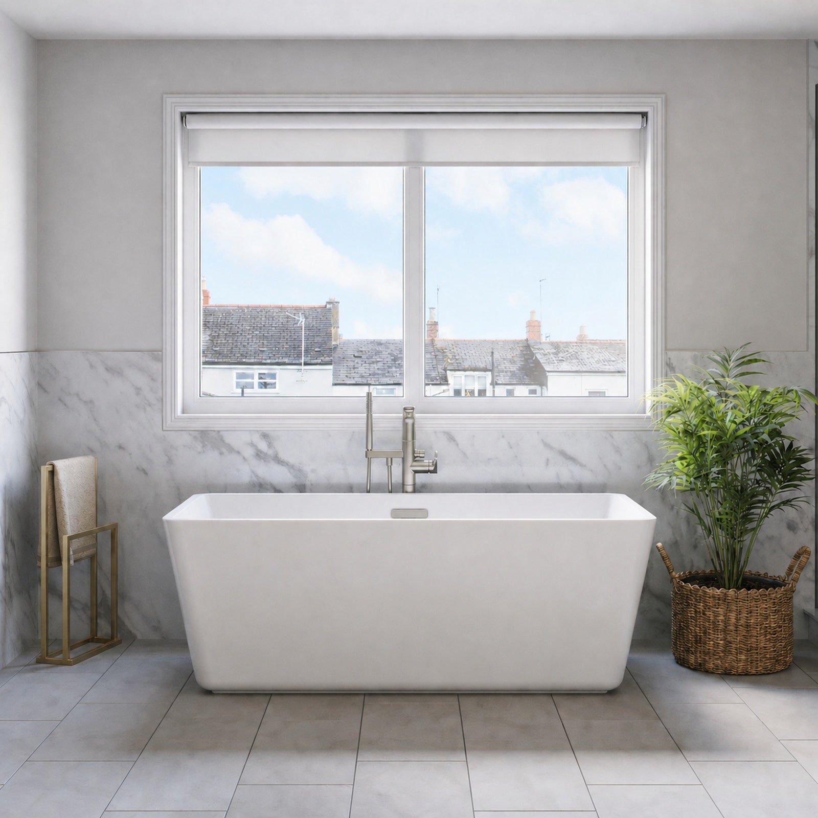 MAIDSTONE Gavyn 63 x 30-Inch Rectangle Freestanding Bathtub Center Drain With Integrated Overflow
