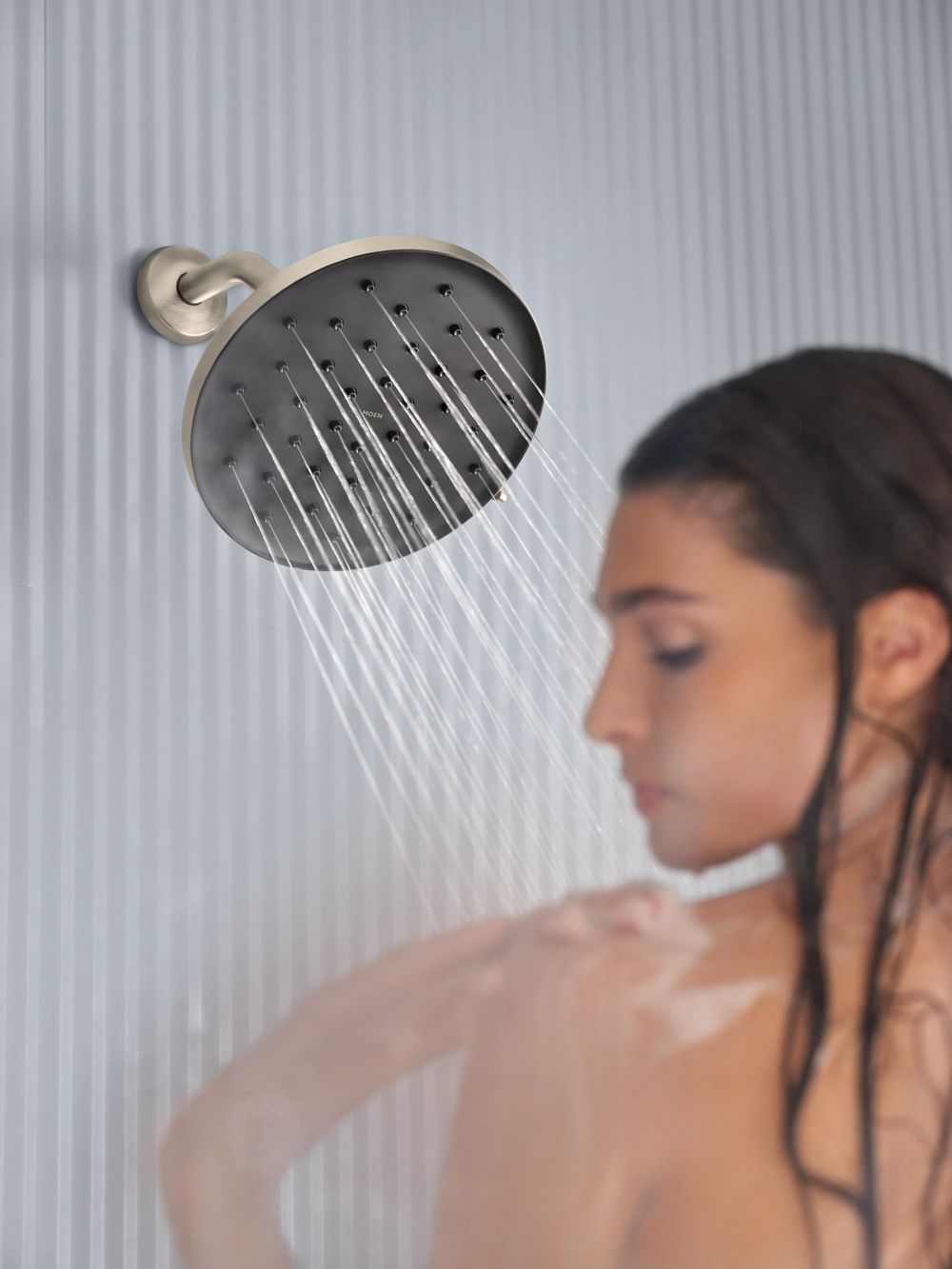 Verso Adjustable 9" Diameter Spray Head Rainshower