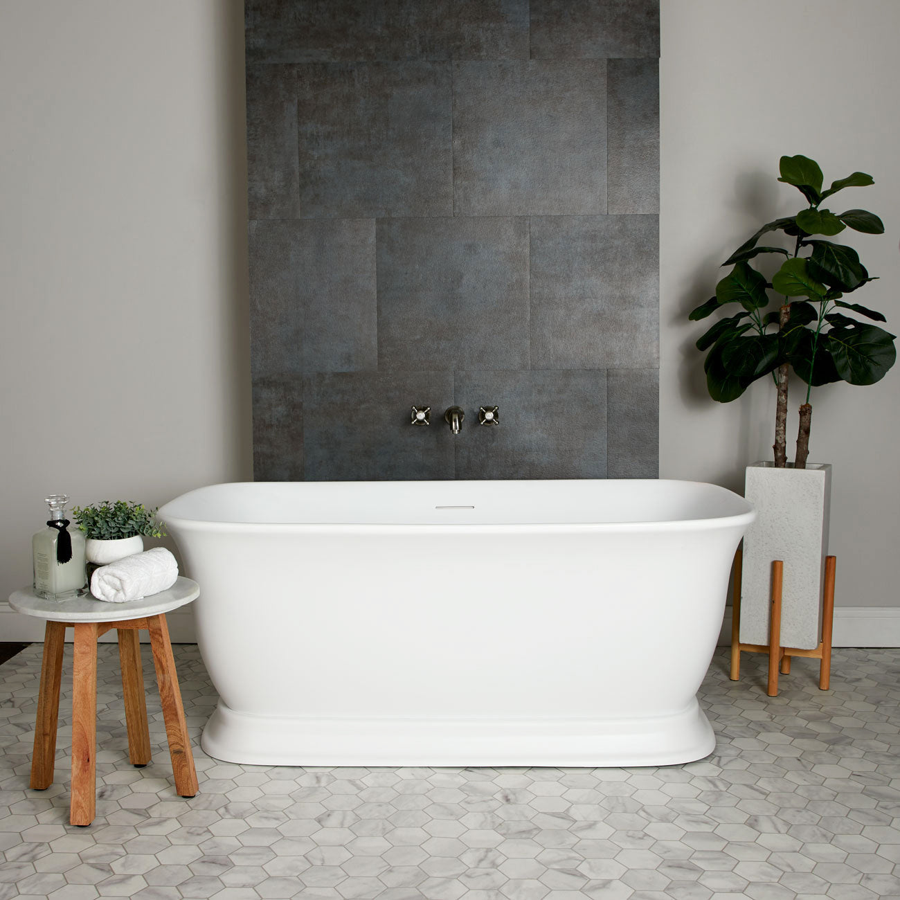 MAIDSTONE Emilia Acrylic Double Ended Freestanding Bathtub - Matte White