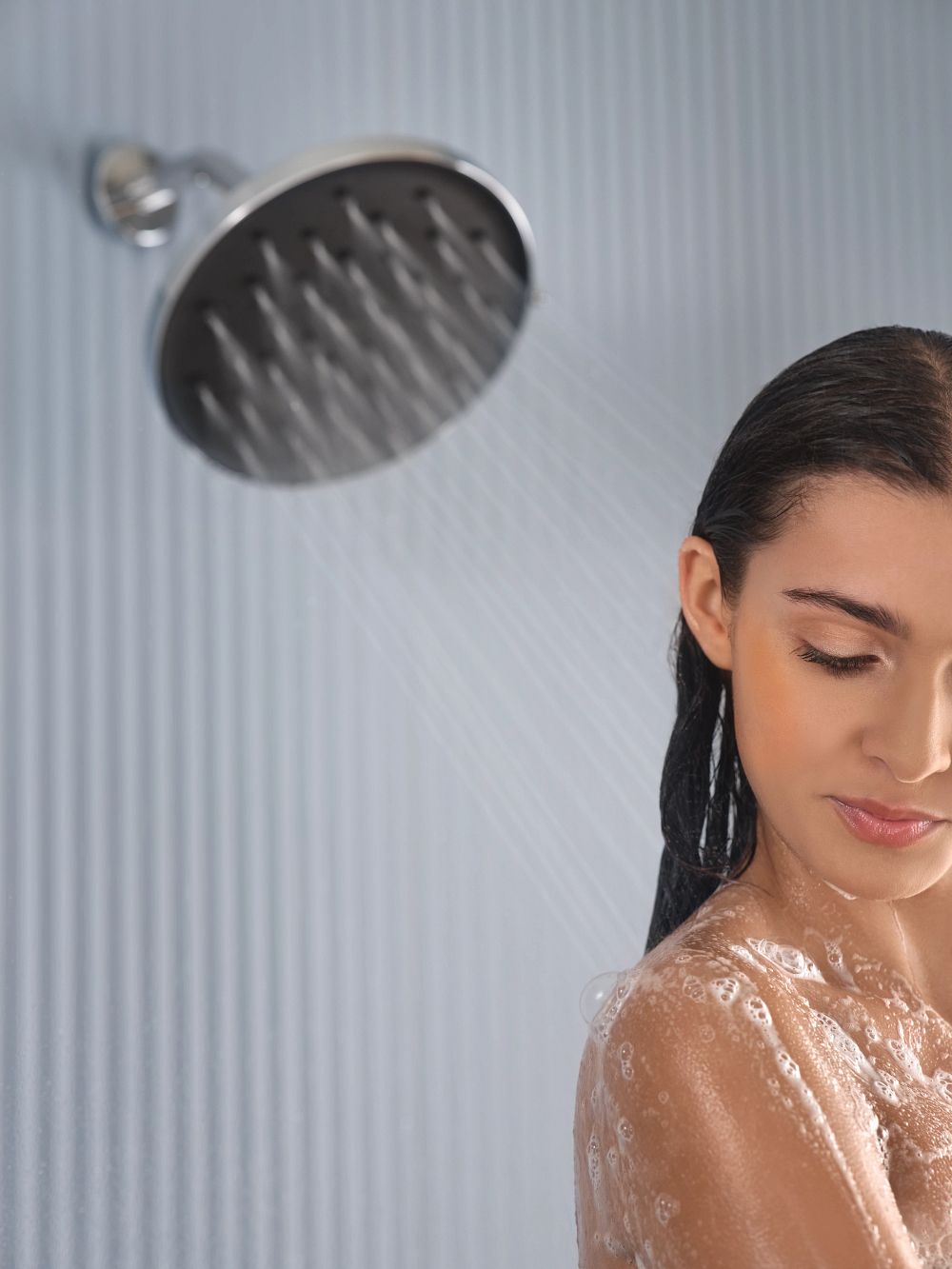 Verso Adjustable 9" Diameter Spray Head Rainshower
