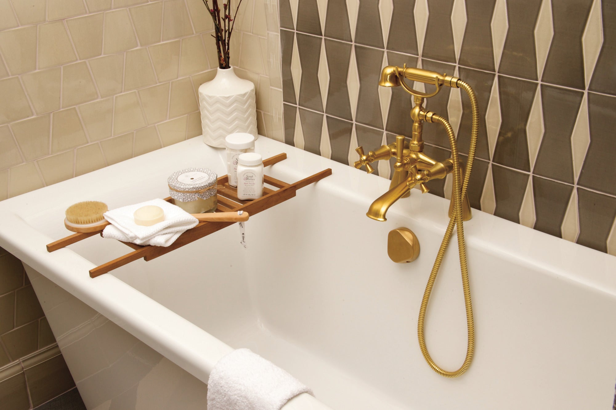 Newport Brass Aylesbury Exposed Tub & Hand Shower Set - Deck Mount