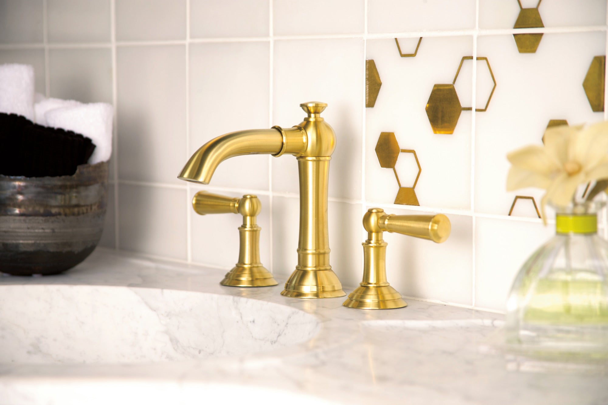 Newport Brass Aylesbury Widespread Lavatory Faucet