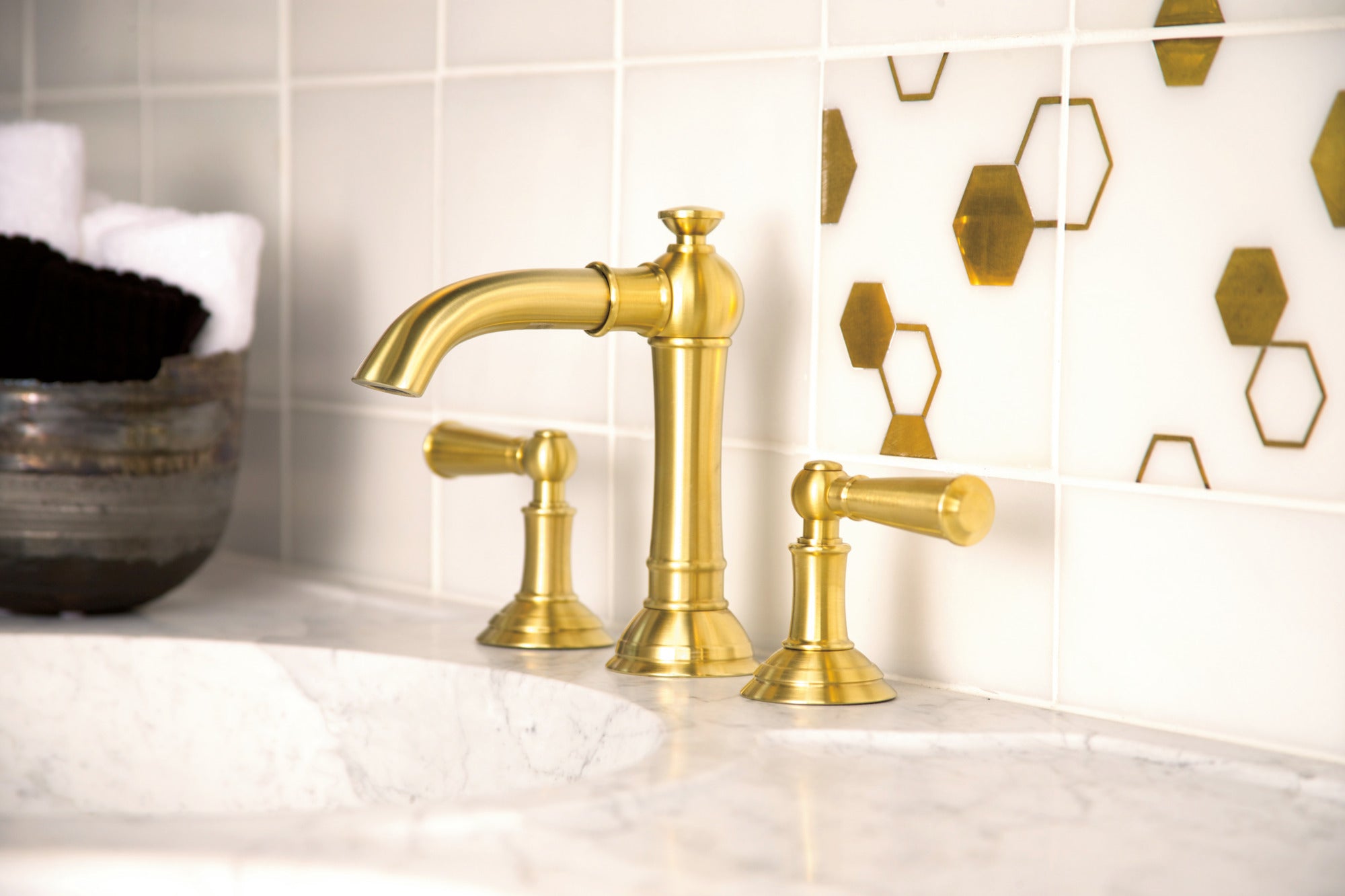 Newport Brass Aylesbury Widespread Lavatory Faucet