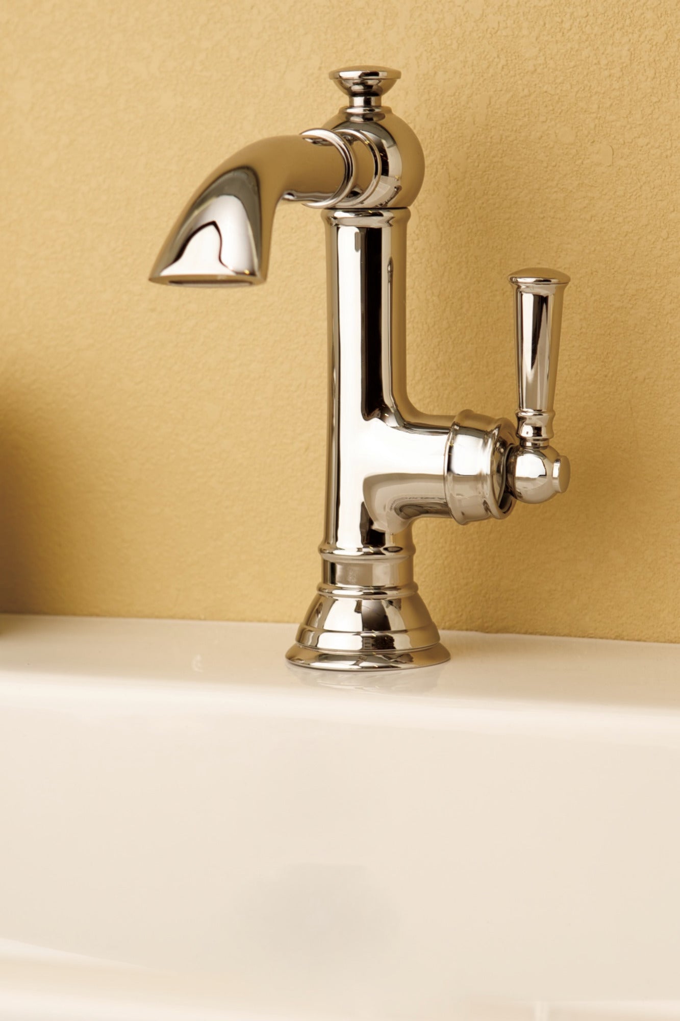 Newport Brass Aylesbury Single Hole Lavatory Faucet
