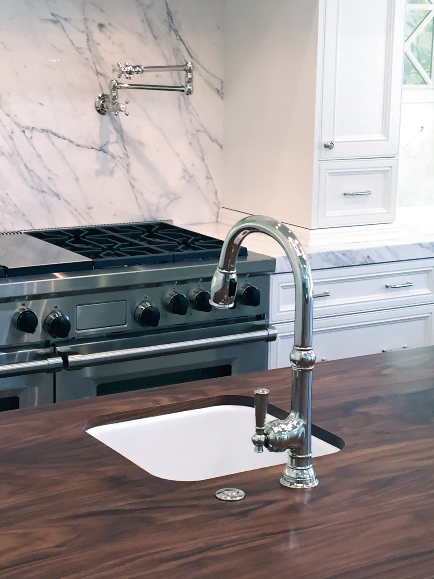 Newport Brass Chesterfield® Pot Filler - Wall Mount