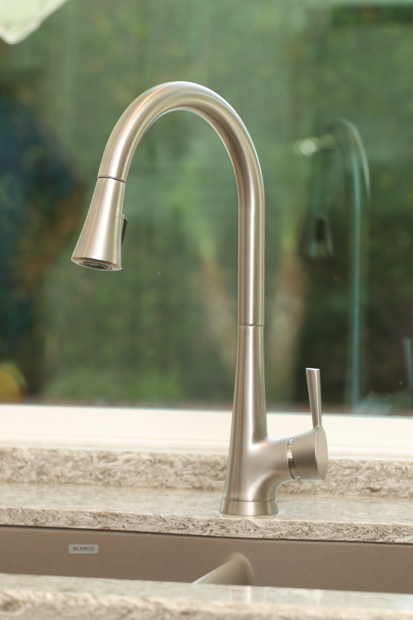 Newport Brass Vespera® Pull-Down Kitchen Faucet
