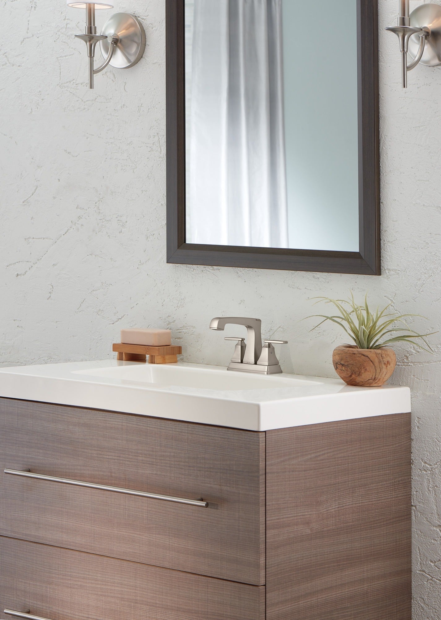 Delta Ashlyn® Two Handle Centerset Bathroom Faucet