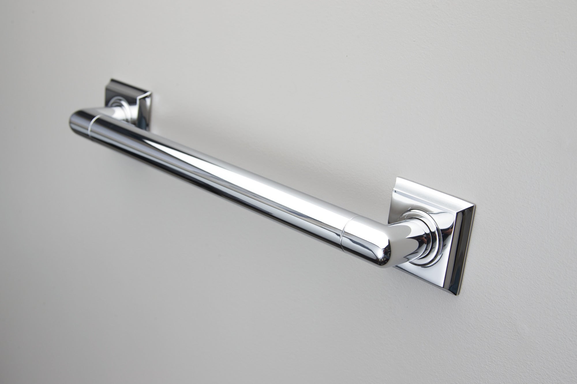 Newport Brass Joffrey® Grab Bar Decorative Rings & Mounting Kit