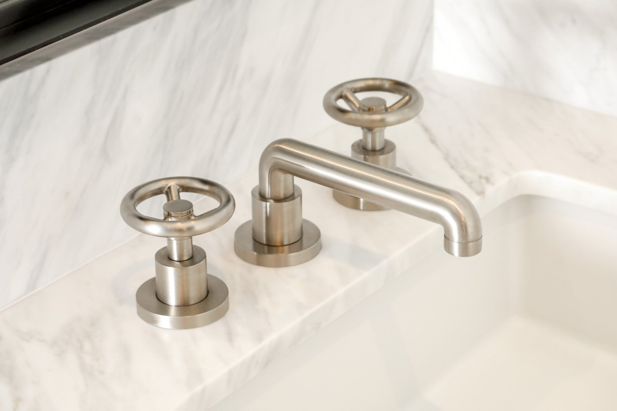 Newport Brass Slater® Widespread Lavatory Faucet