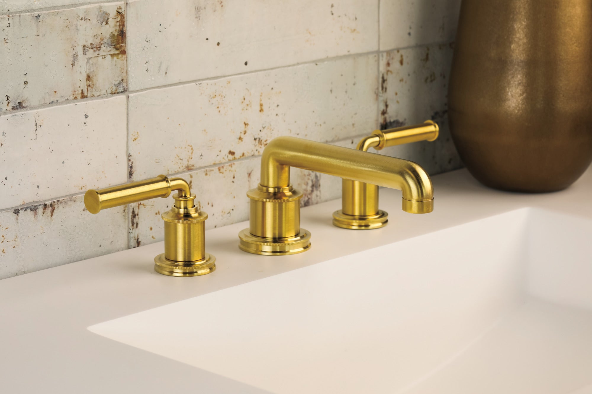 Newport Brass Taft - Kitchen Widespread Lavatory Faucet