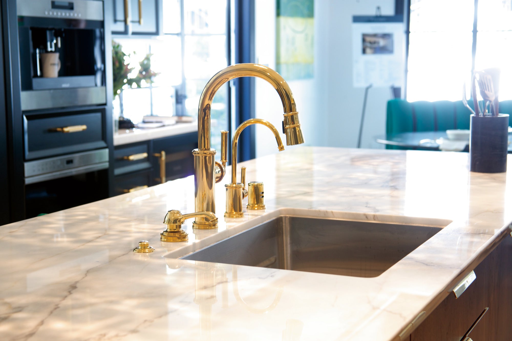 Newport Brass Taft - Kitchen Pull-Down Kitchen Faucet