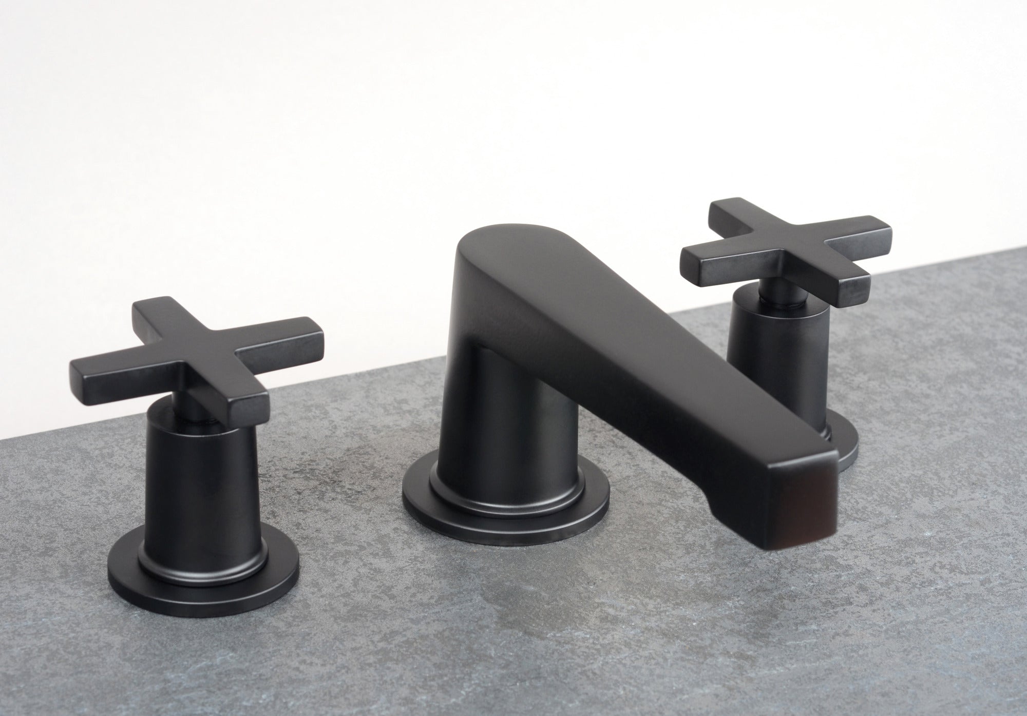 Newport Brass Dorrance® Widespread Lavatory Faucet
