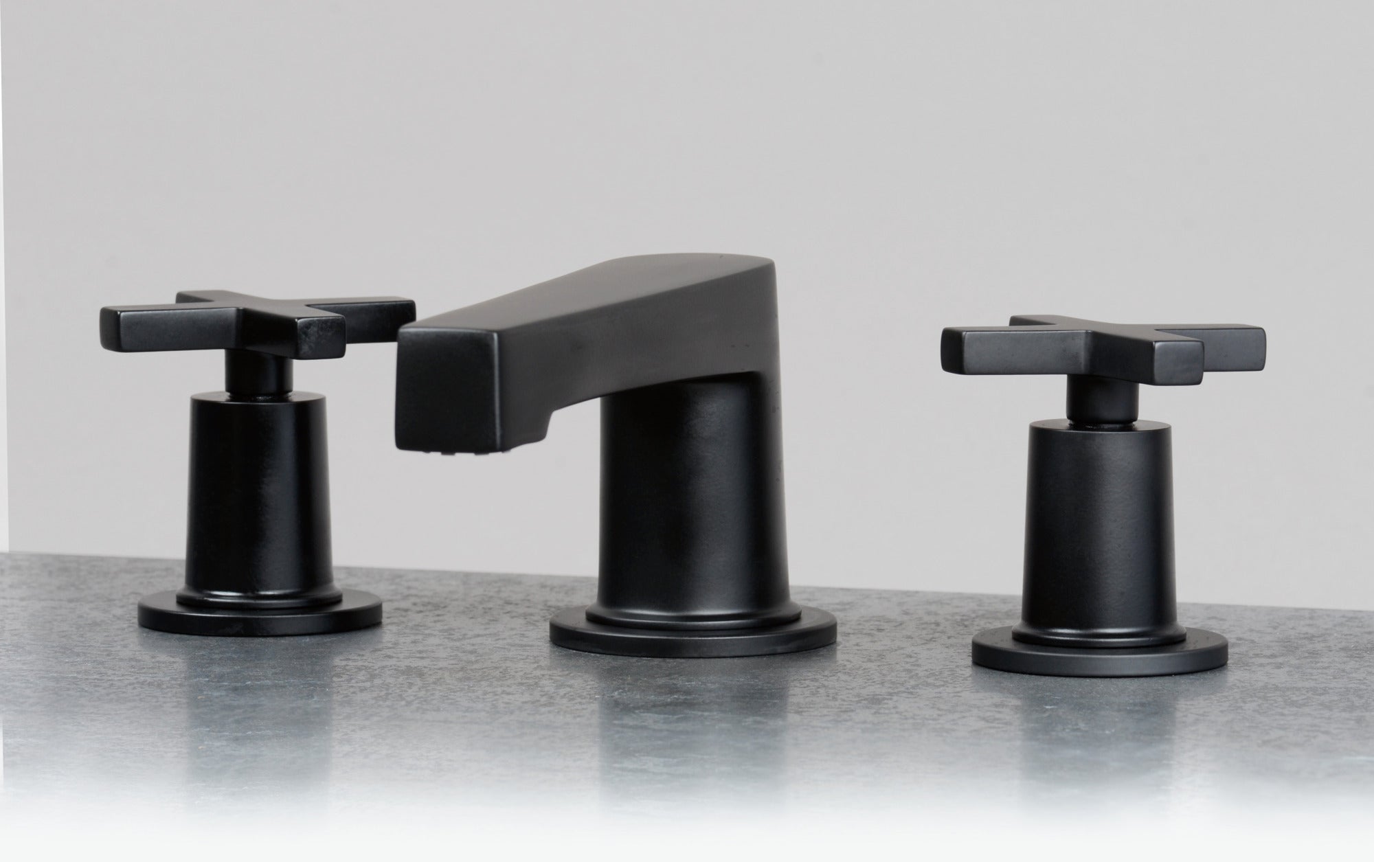 Newport Brass Dorrance® Widespread Lavatory Faucet