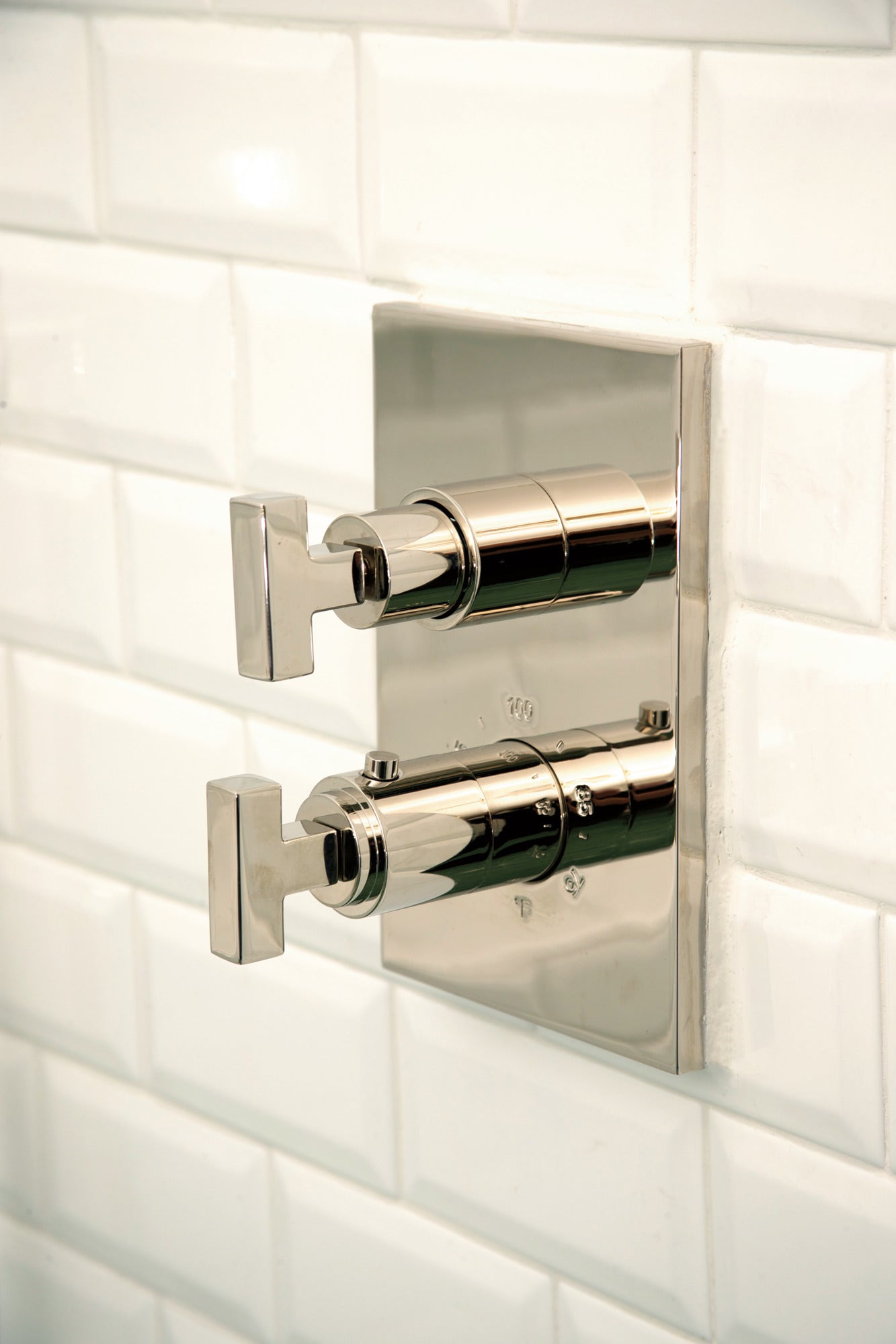 Newport Brass Skylar 1/2" Square Thermostatic Trim Plate with Handle