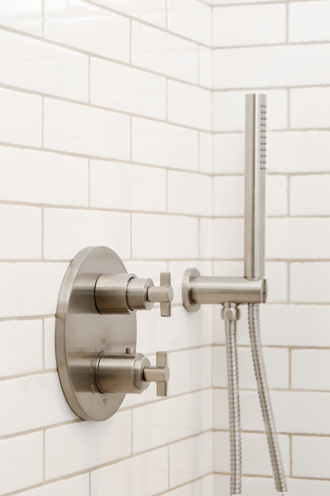 Newport Brass Tolmin® 1/2" Round Thermostatic Trim Plate with Handle