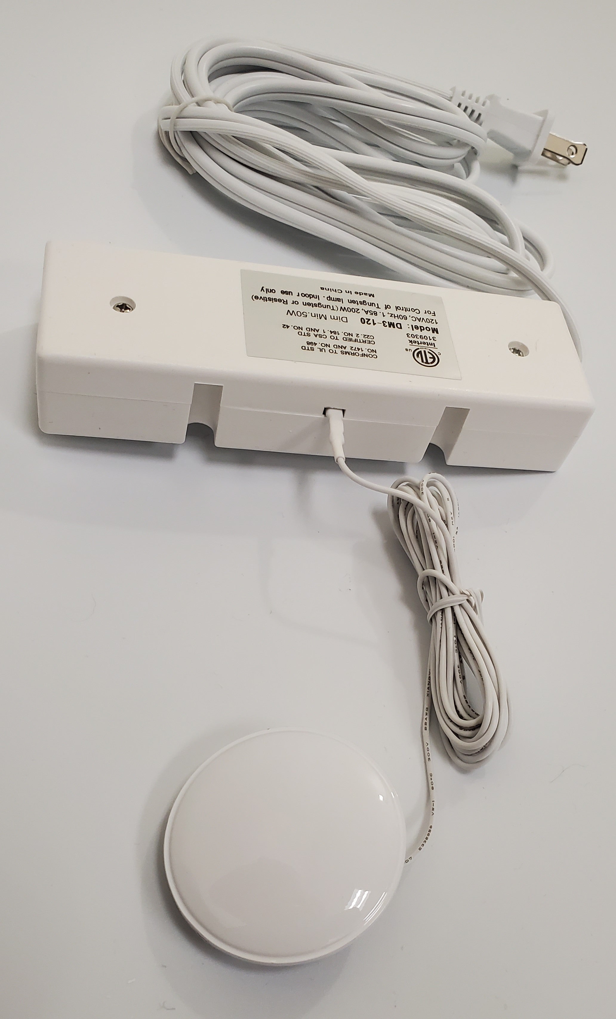 3 Level touch Light Dimmer with 3 Plug - Receptacles 120V