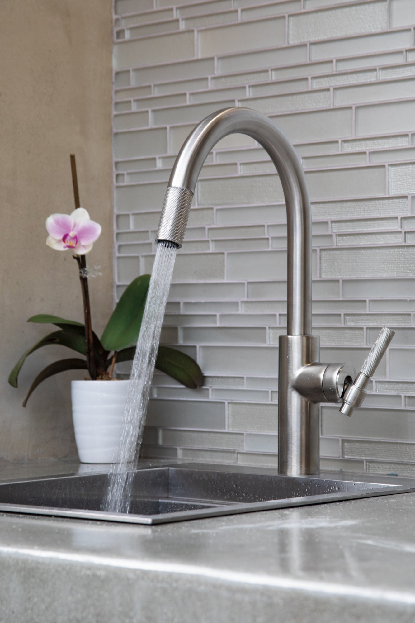 Newport Brass Muncy Pull-Down Kitchen Faucet
