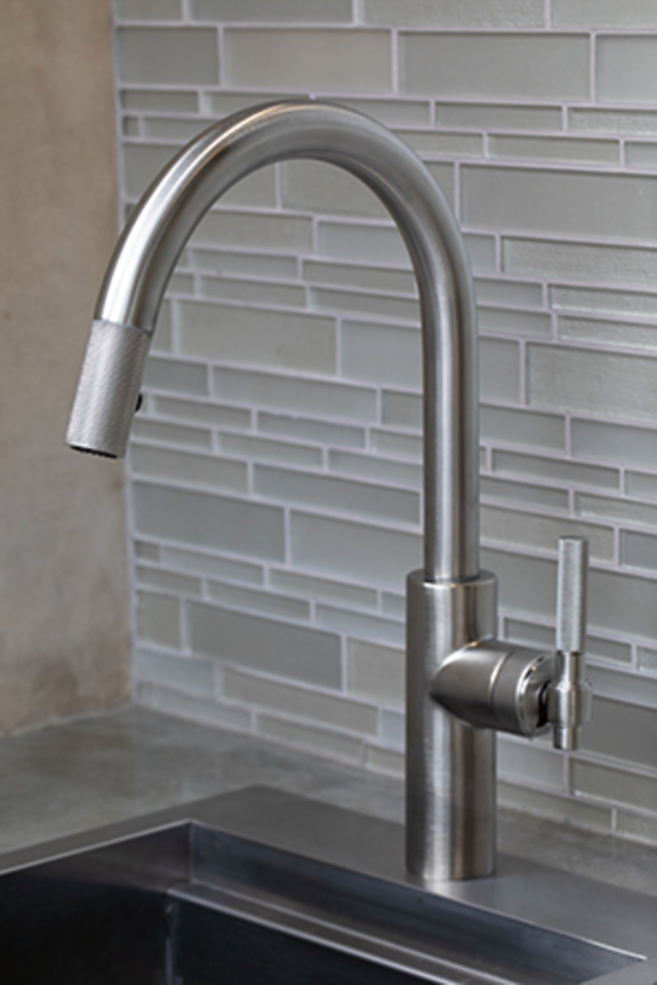Newport Brass Muncy Pull-Down Kitchen Faucet