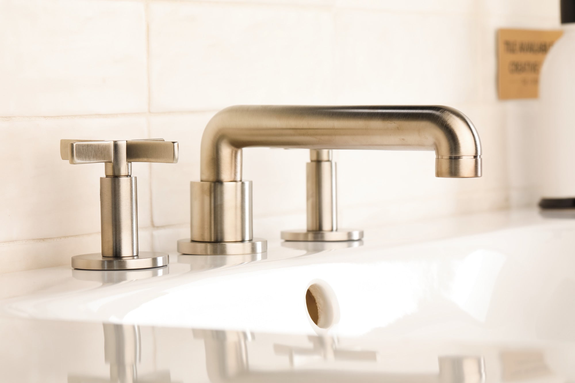 Newport Brass Tolmin® Widespread Lavatory Faucet