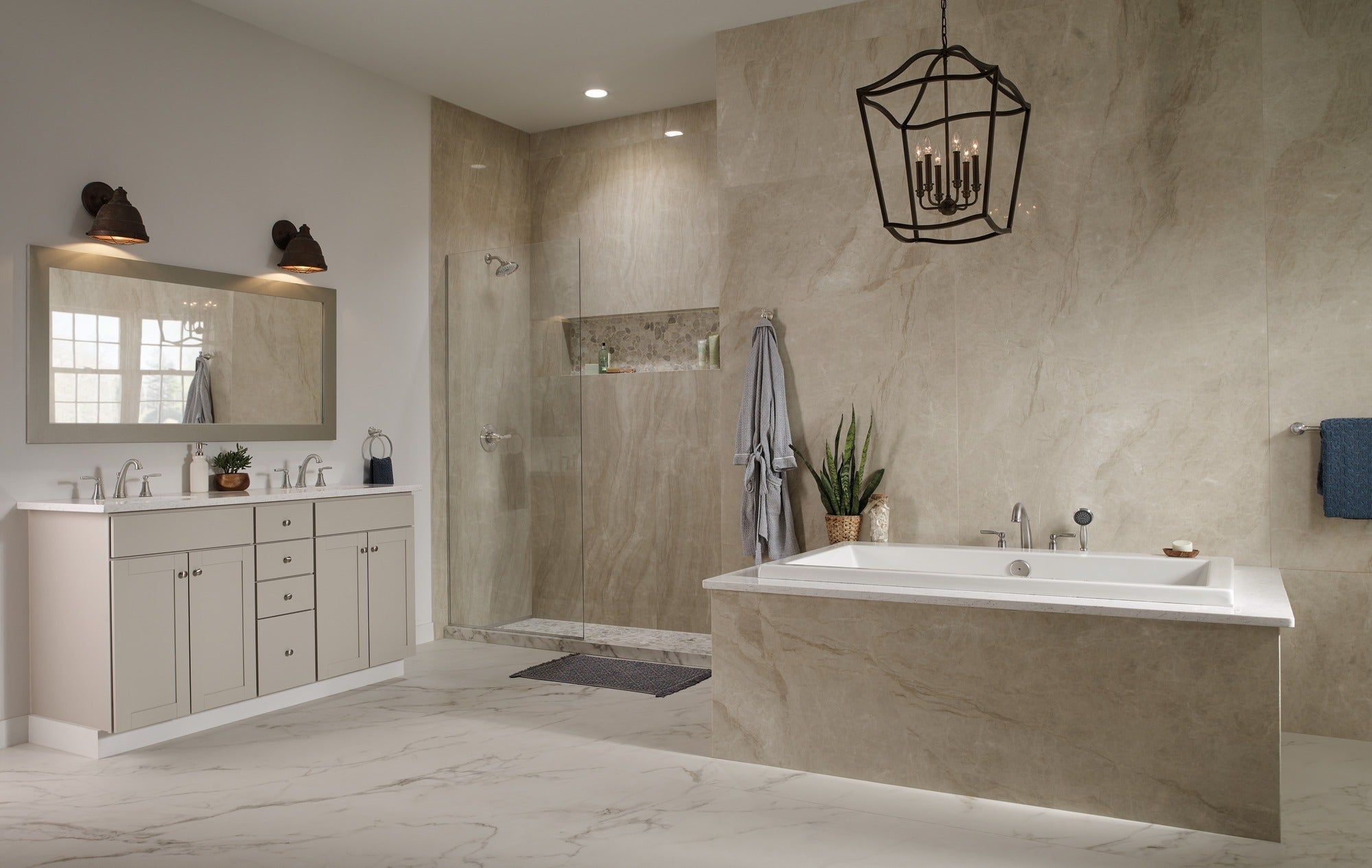 Delta Woodhurst™ Towel Ring