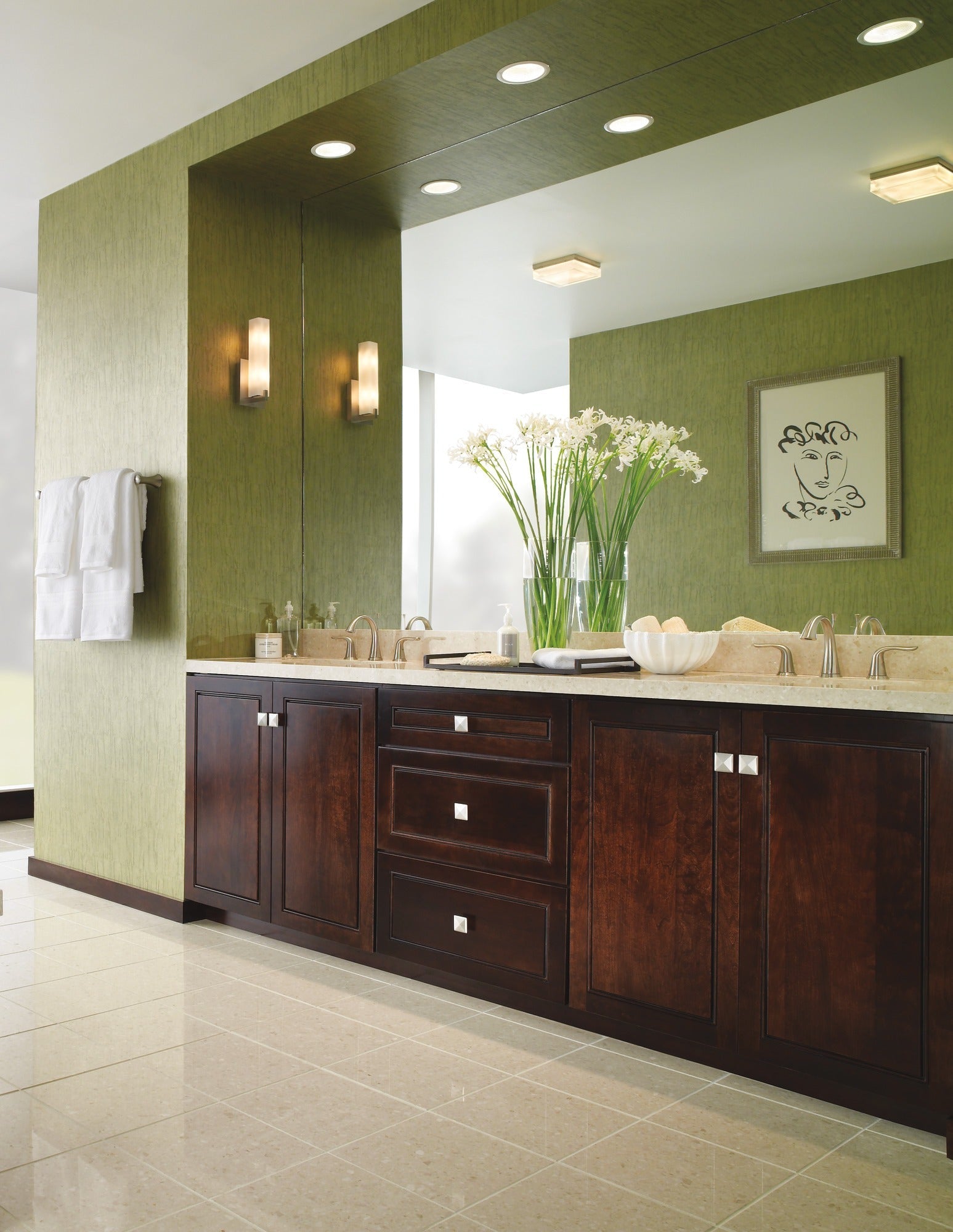 Delta Lahara® 24" Towel Bar