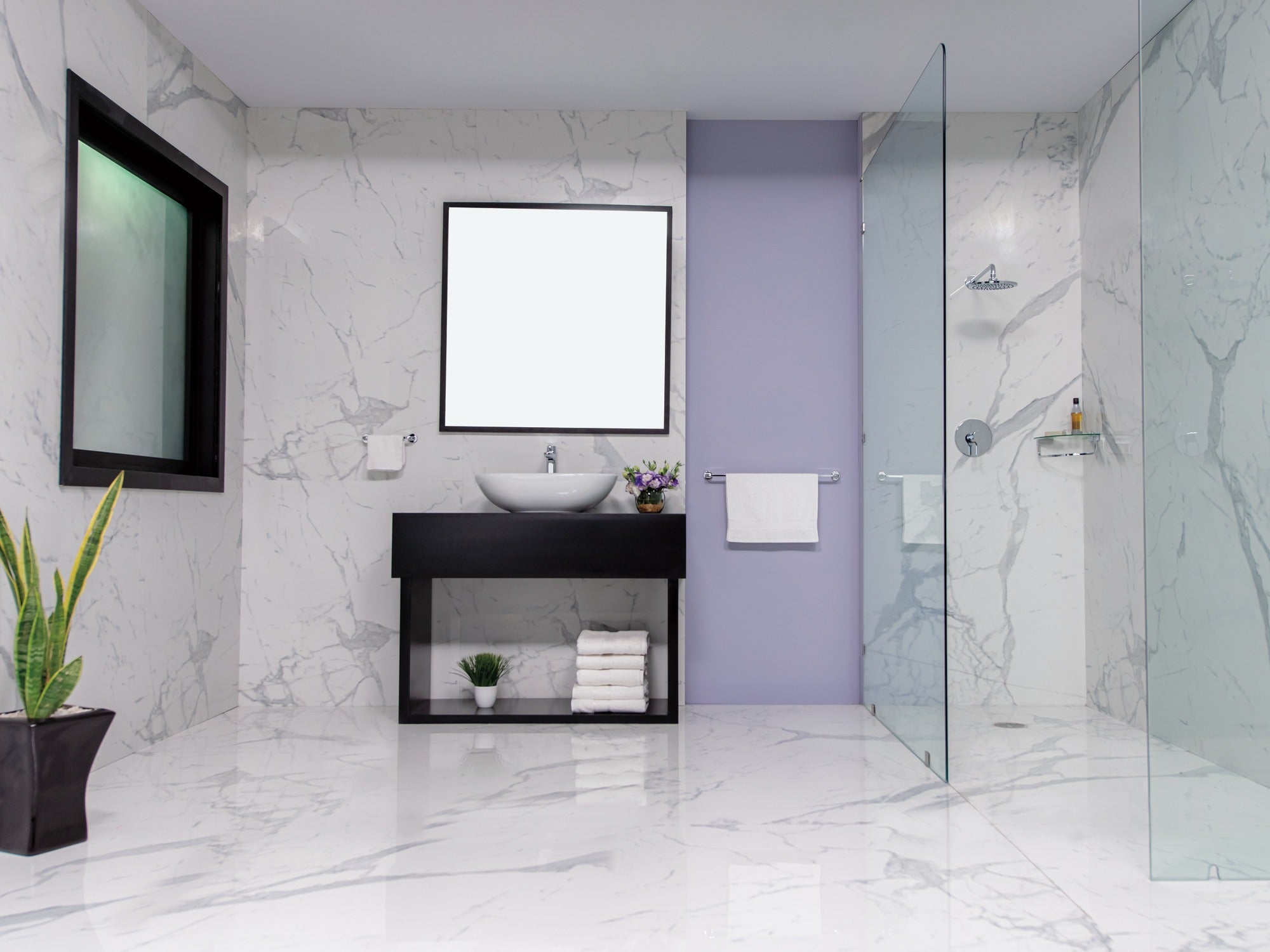 Delta Kendari™ 8" Towel Bar
