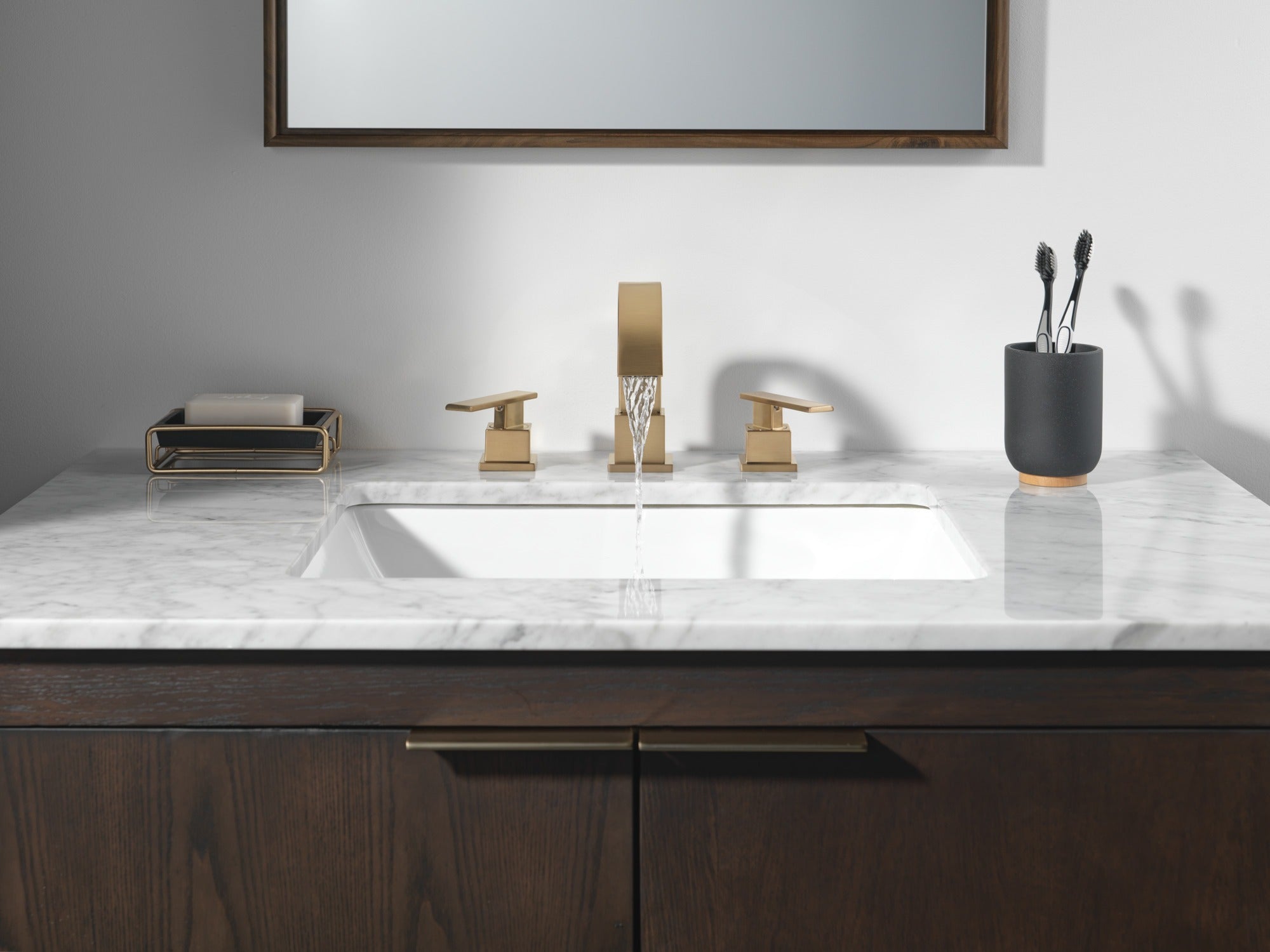 Delta Vero® Two Handle Widespread Bathroom Faucet