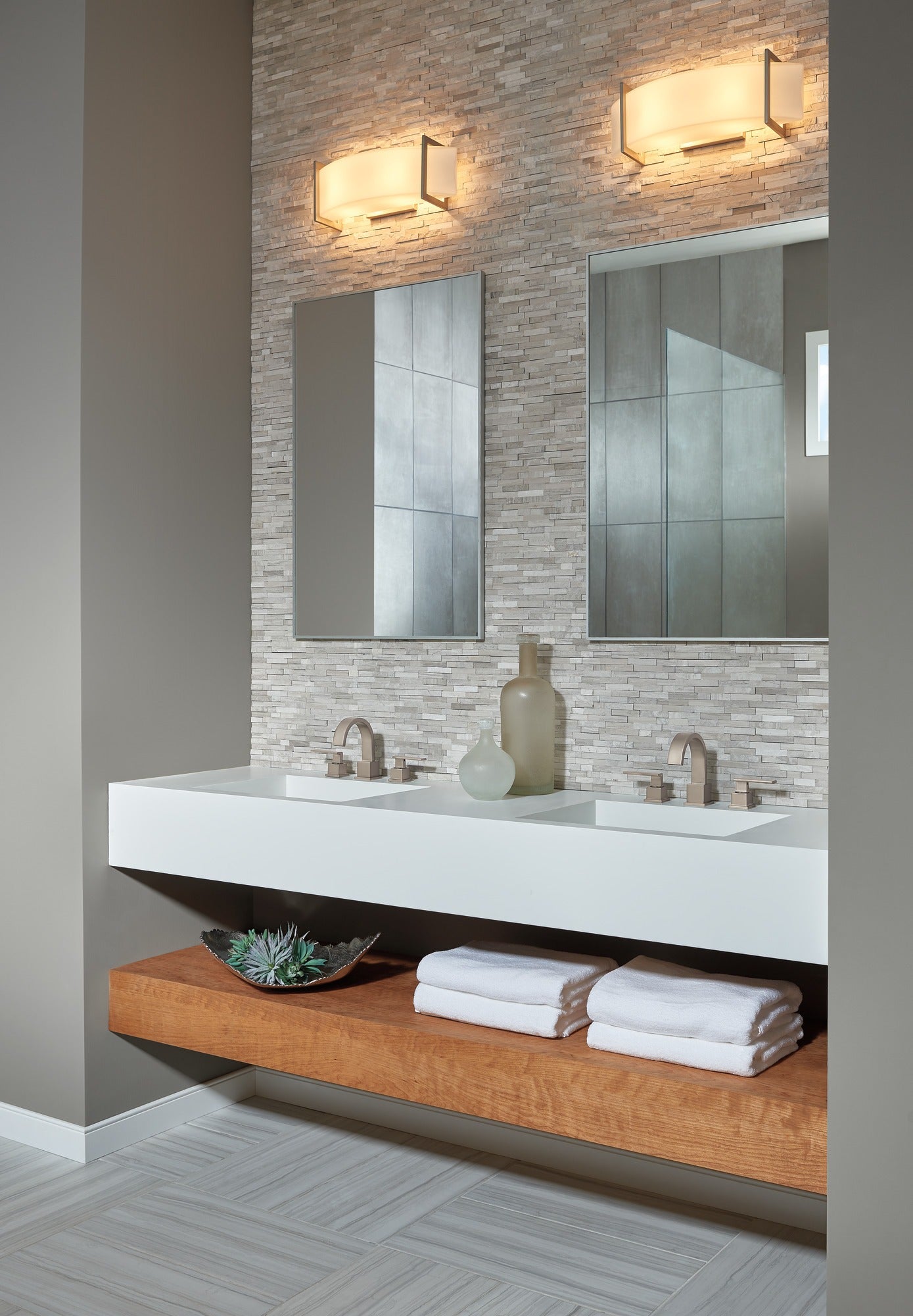 Delta Vero® Two Handle Widespread Bathroom Faucet