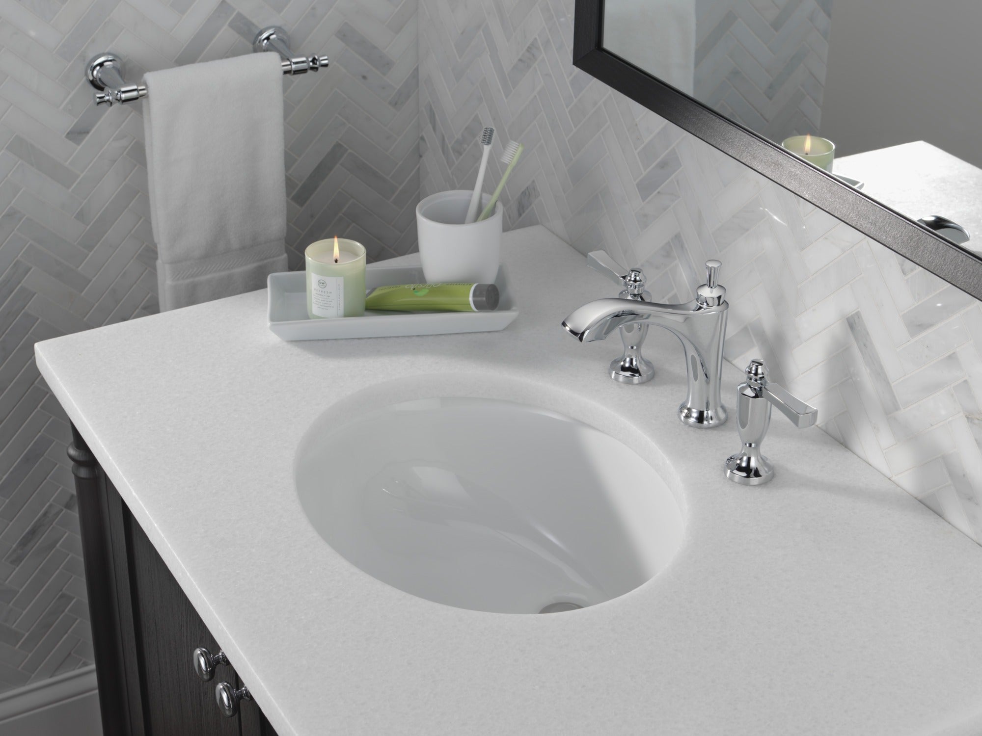 Delta Dorval™ 8" Towel Bar