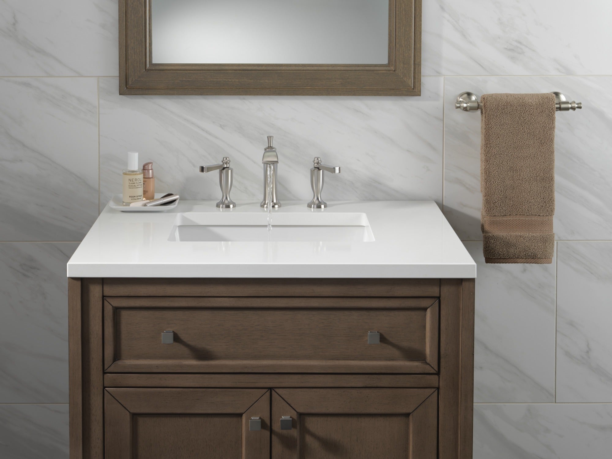 Delta Dorval™ 8" Towel Bar