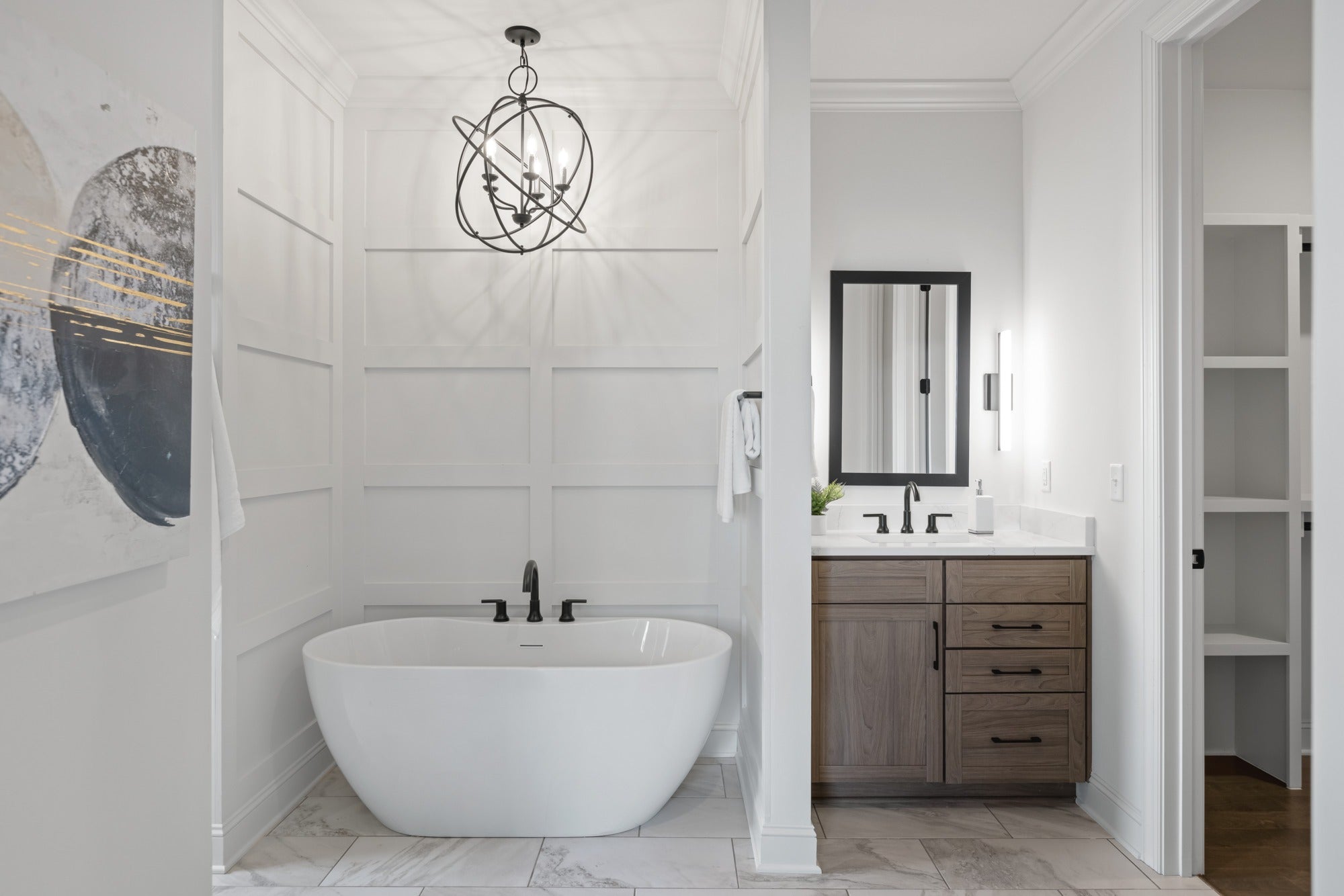 Delta Trinsic® 18" Towel Bar