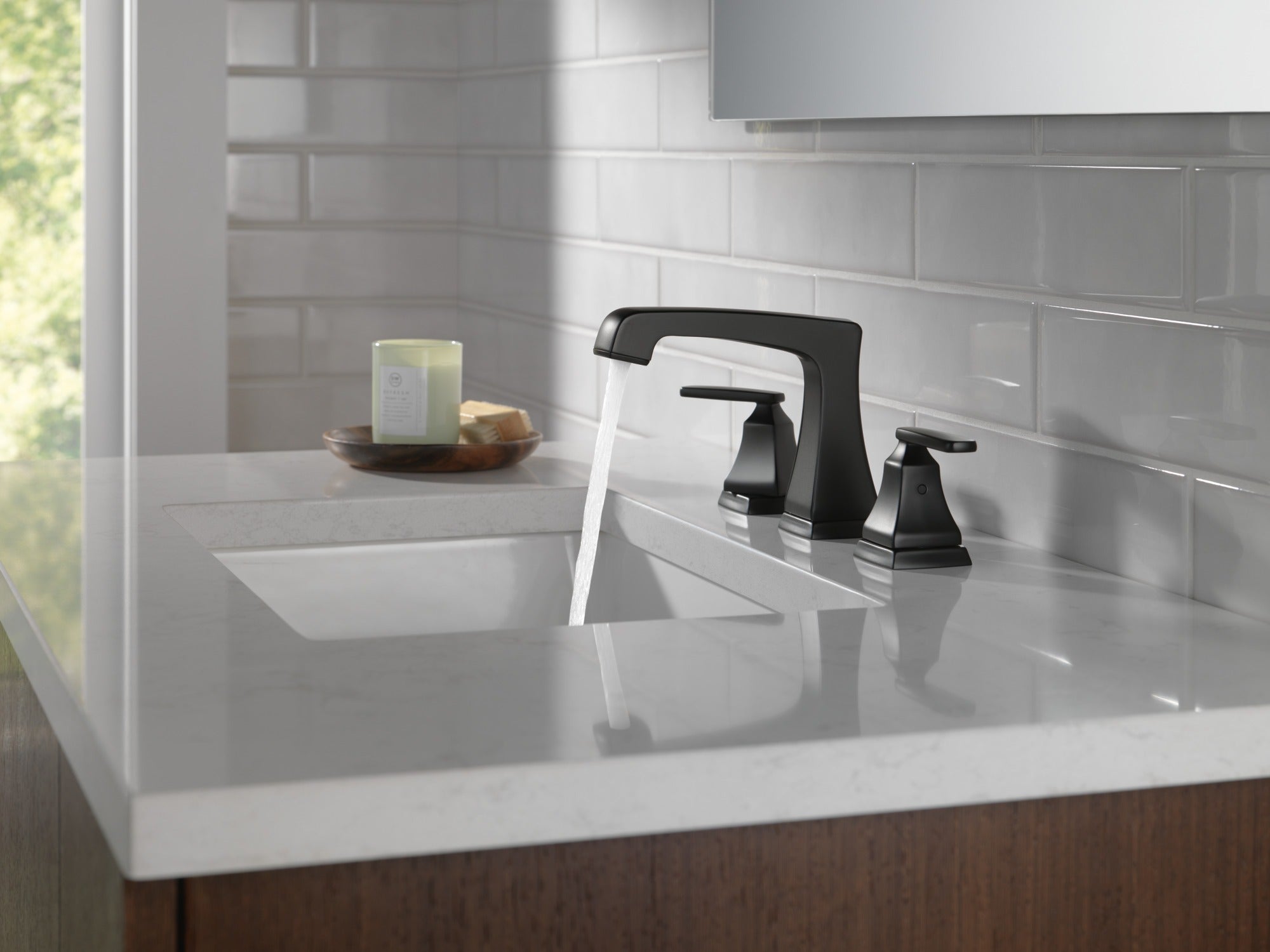 Delta Ashlyn® Two Handle Widespread Lavatory Faucet - Metal Pop-Up